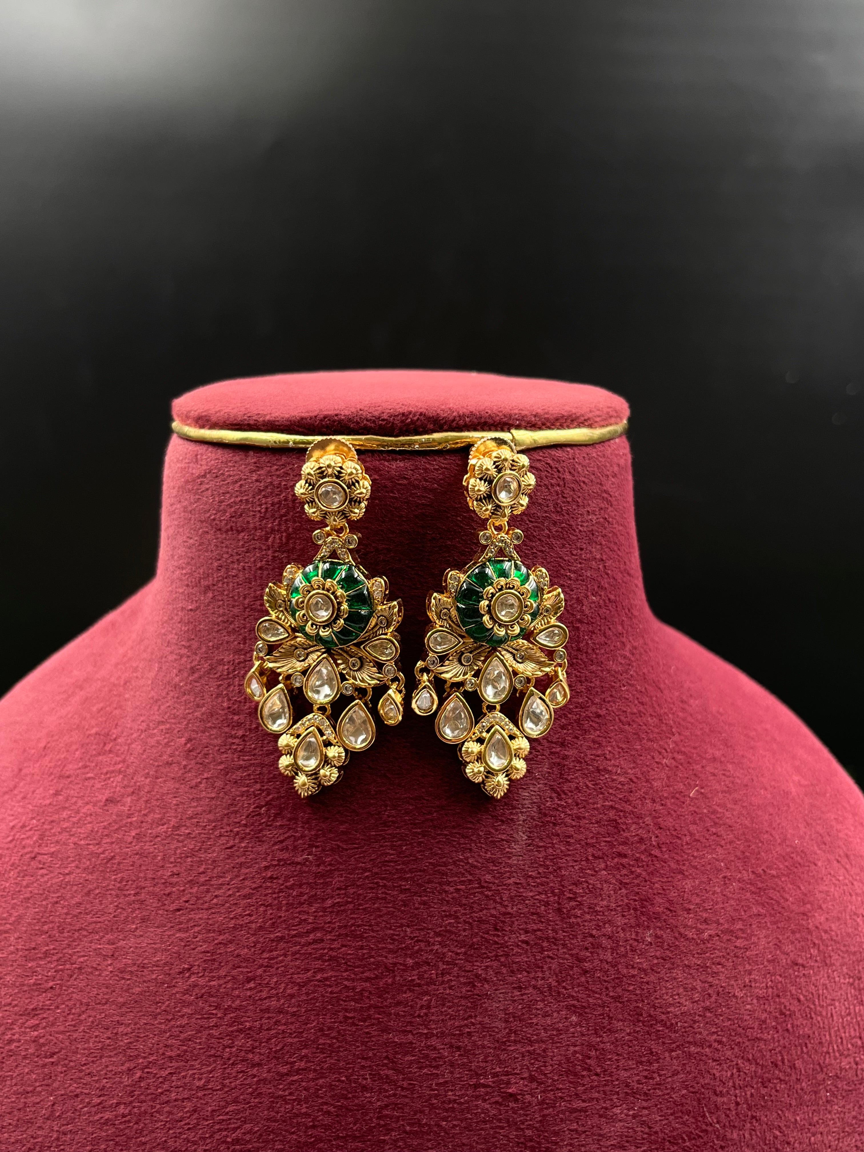 GORI NECKLACE