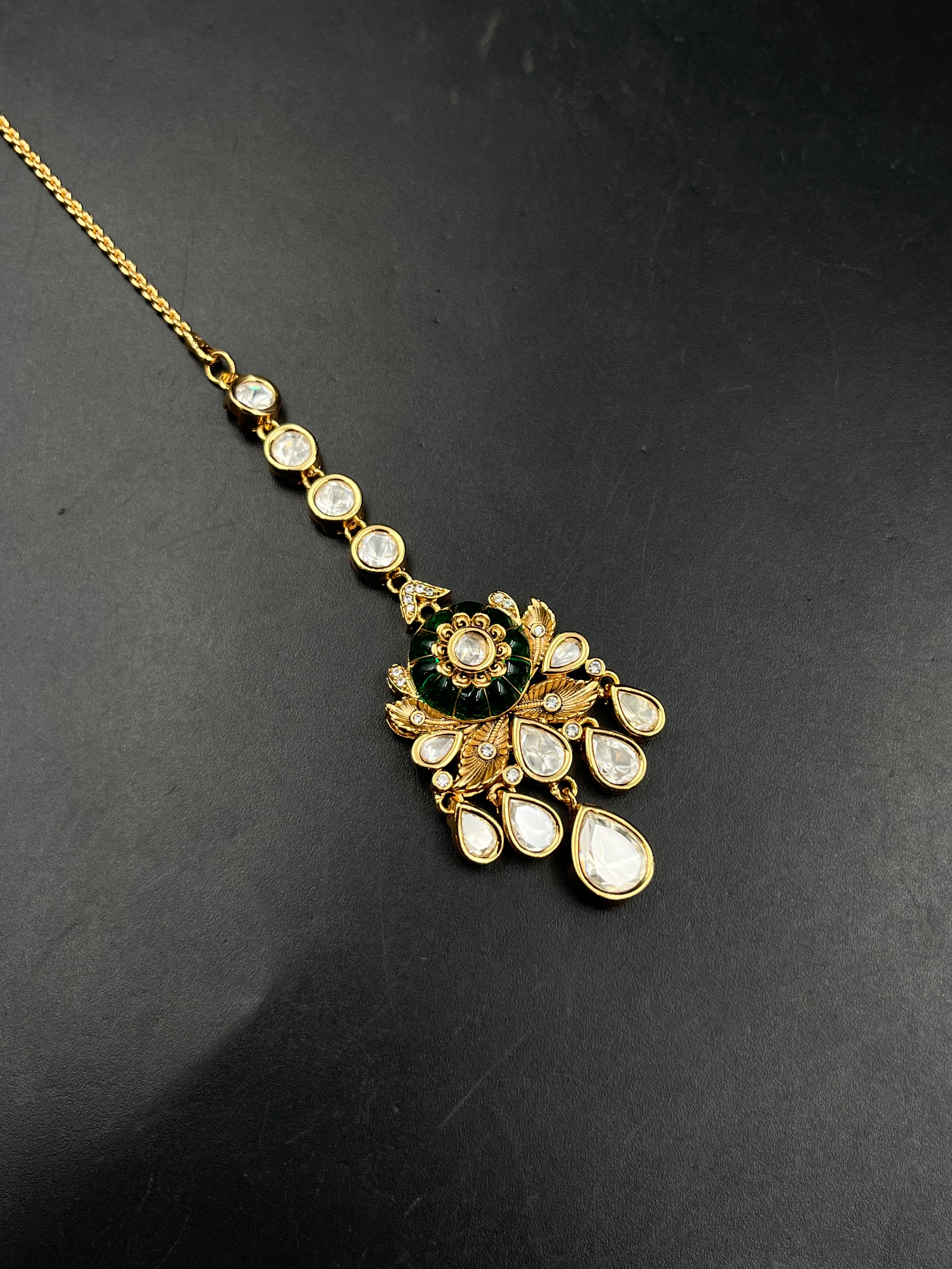 GORI NECKLACE