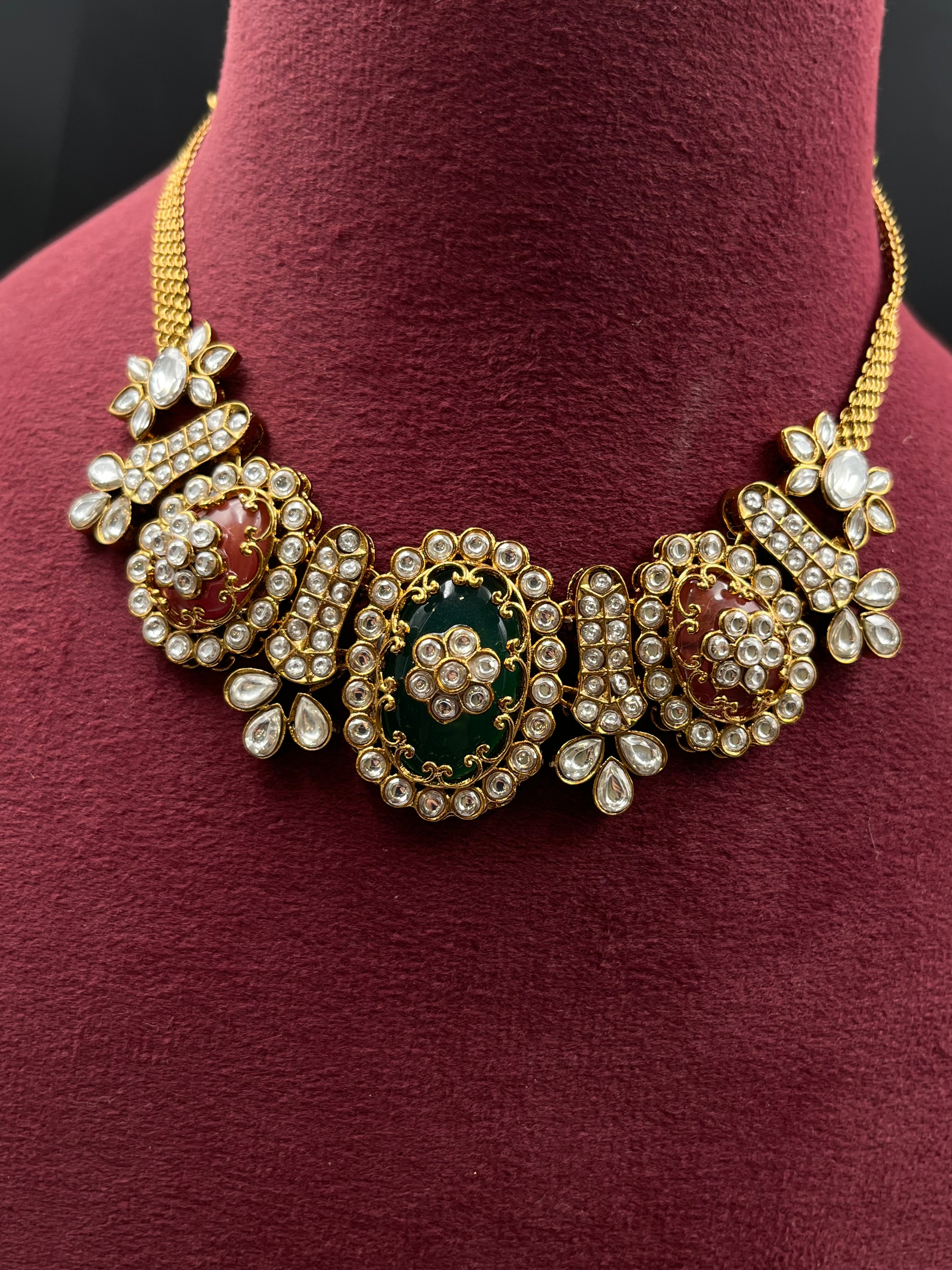HENA NECKLACE