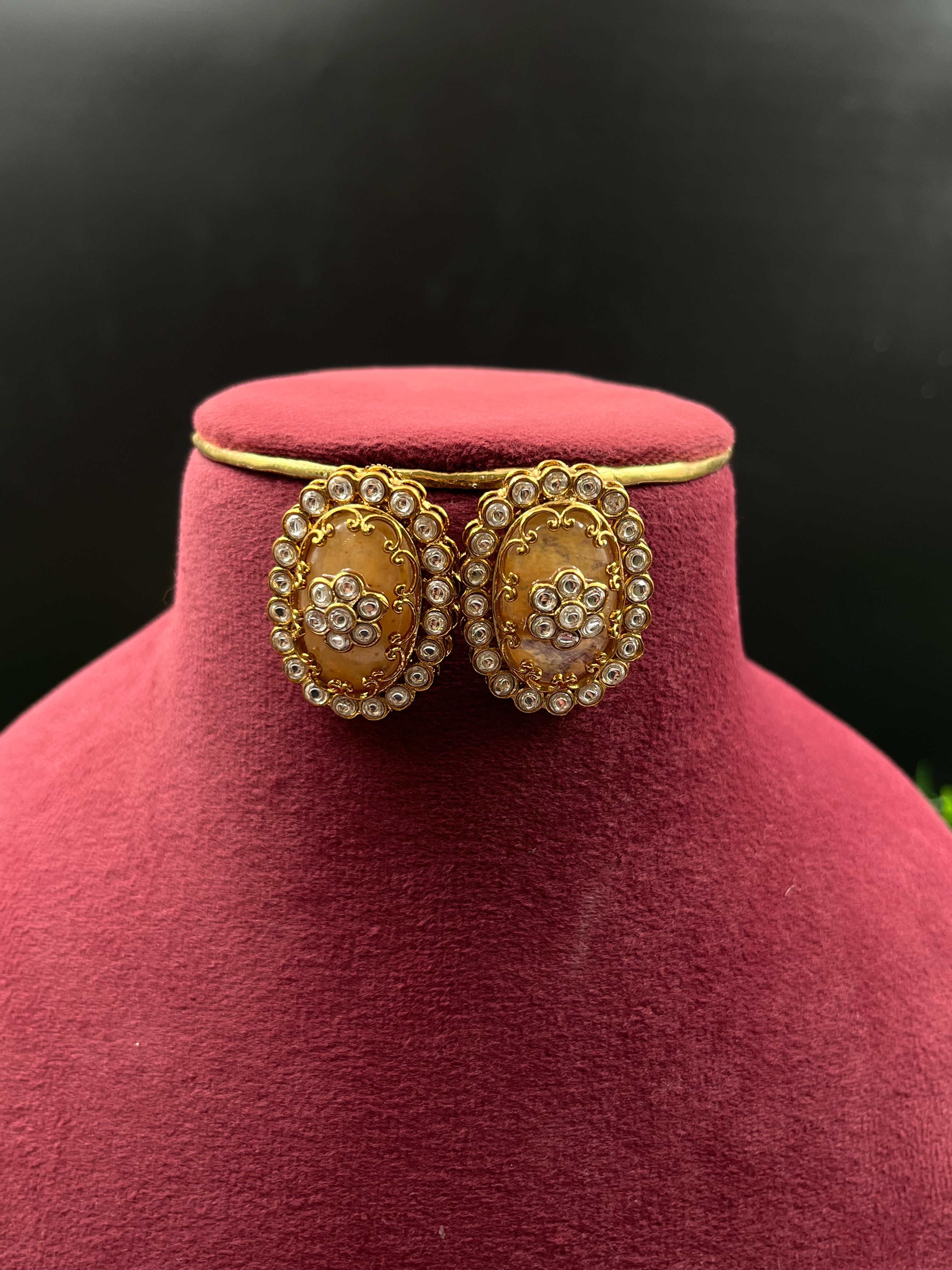 HENA NECKLACE