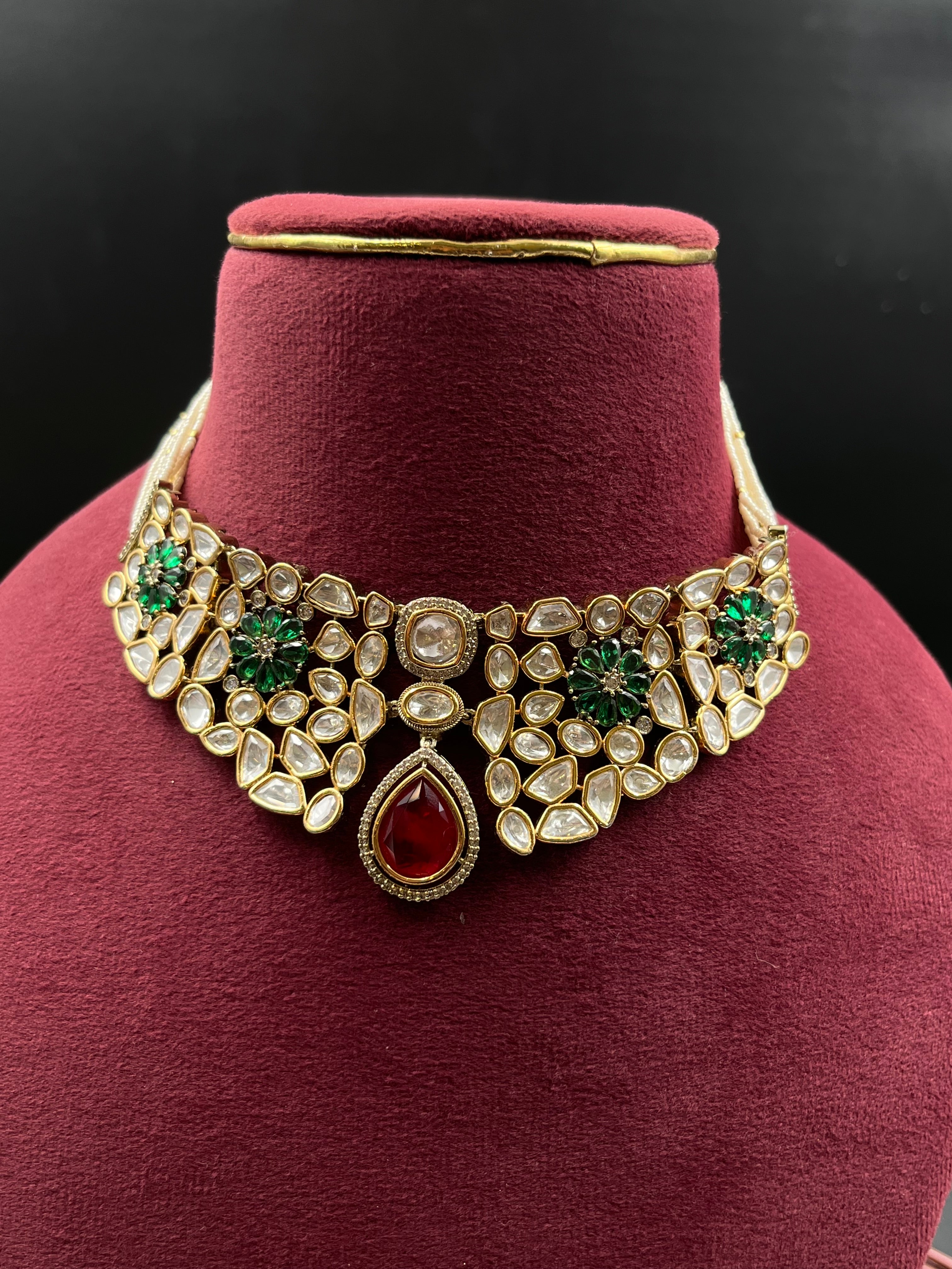 AARISHPA NECKLACE