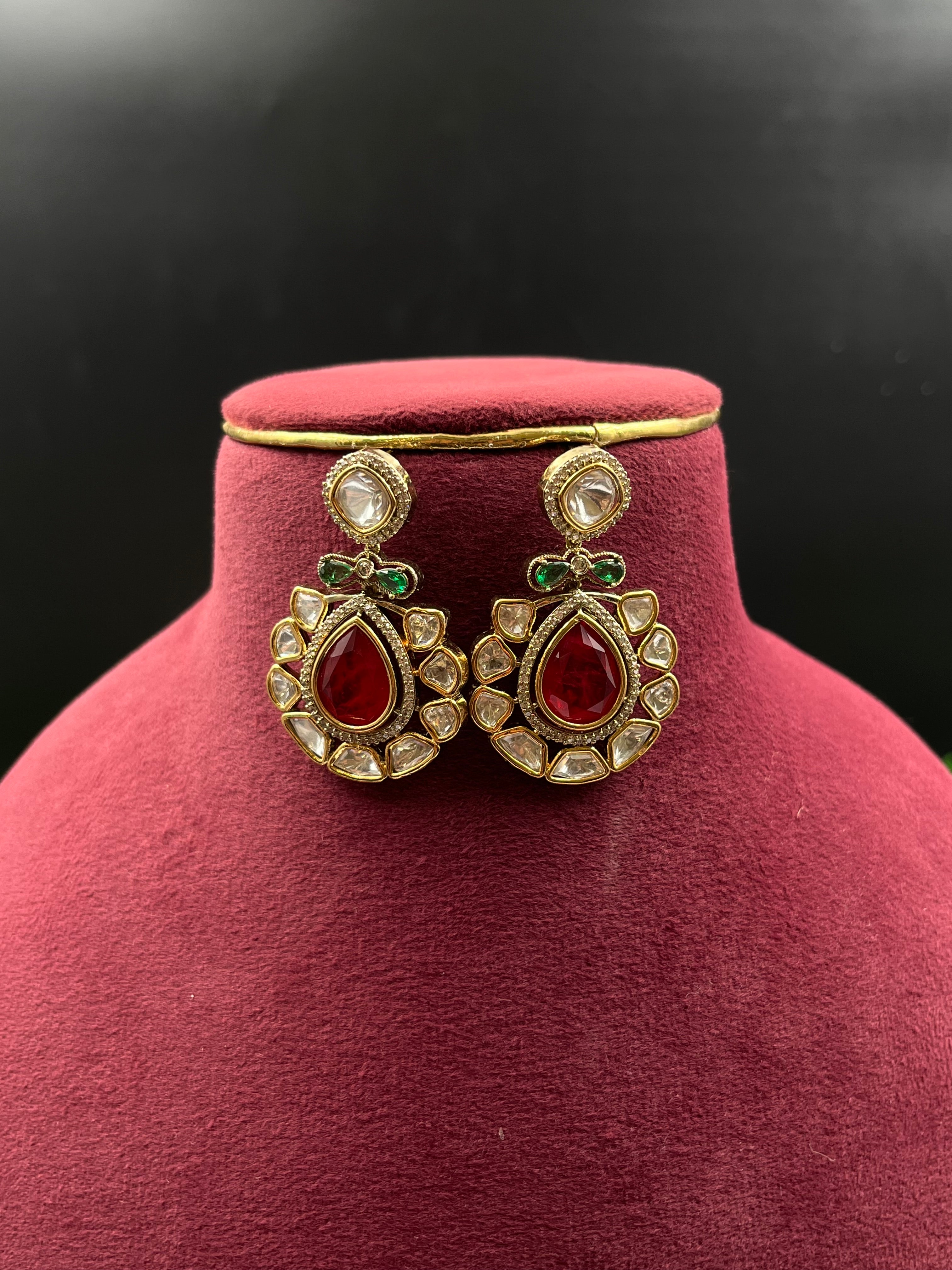 AARISHPA NECKLACE