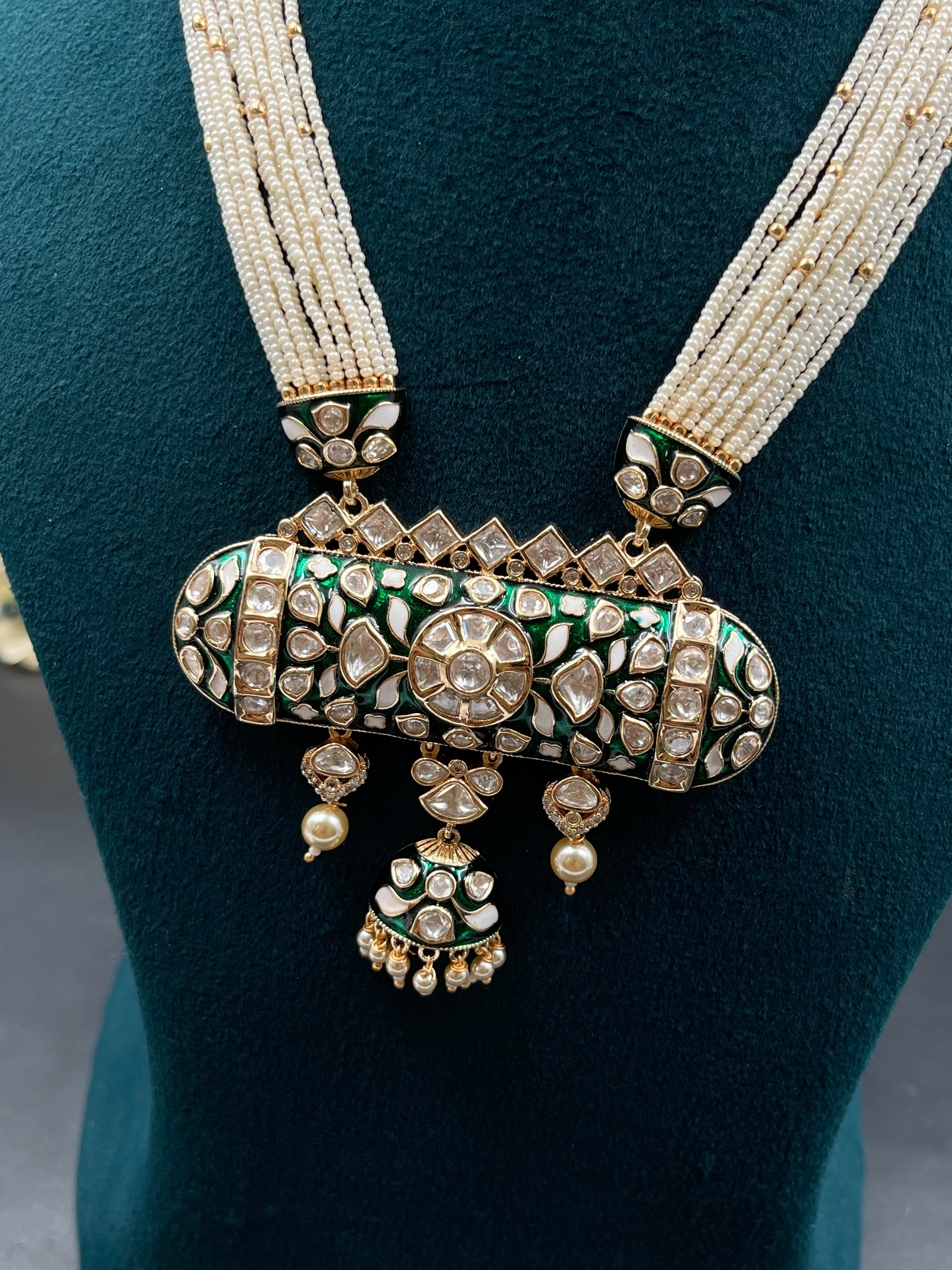 FHIZA NECKLACE