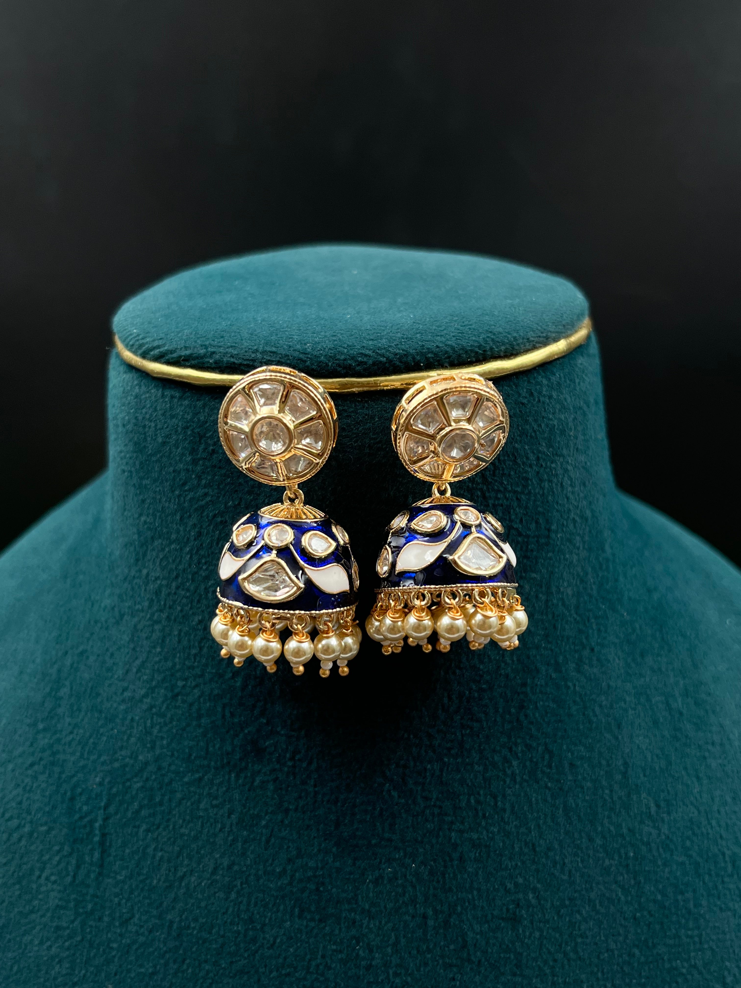 FHIZA NECKLACE