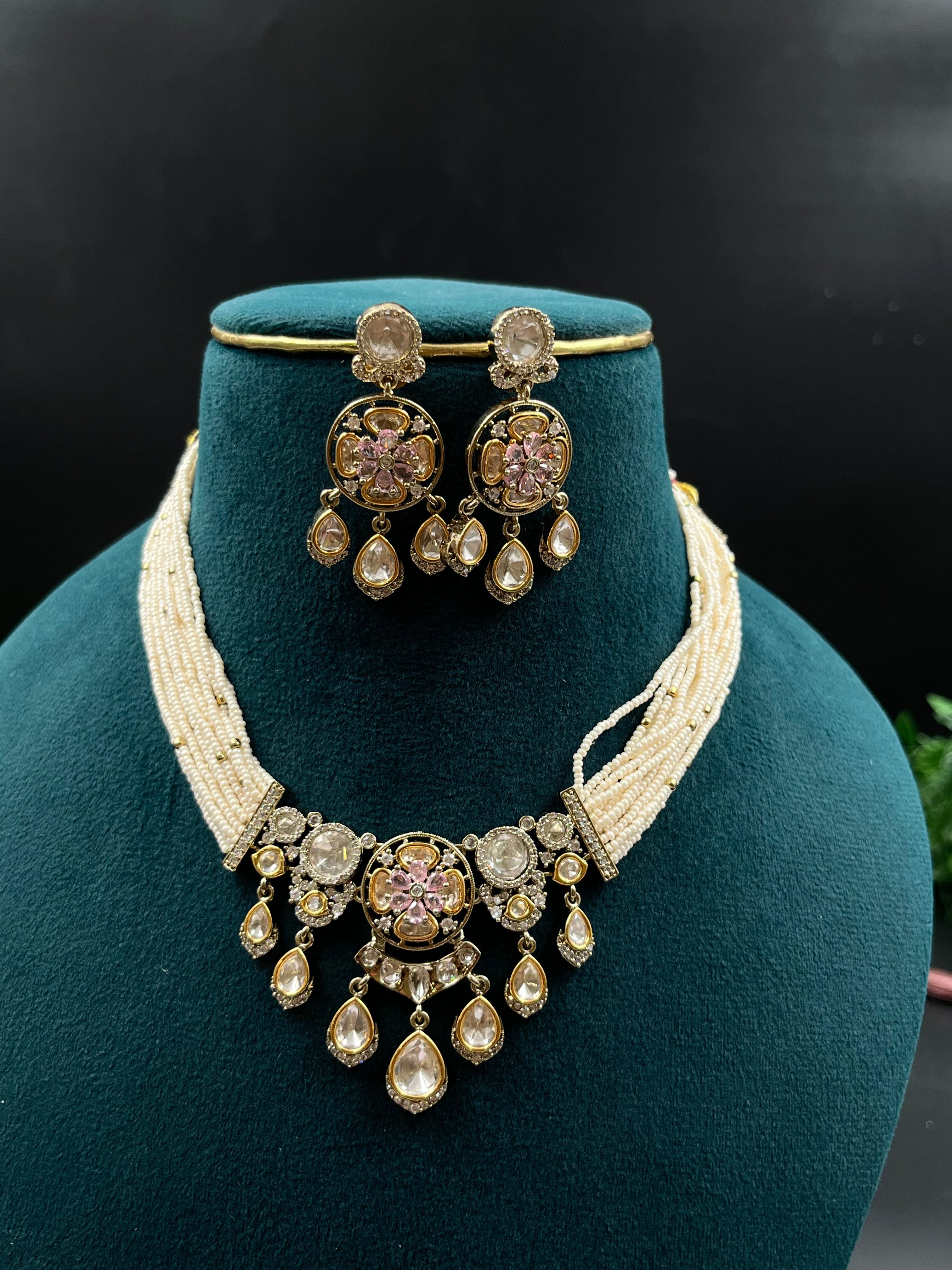 RITA NECKLACE