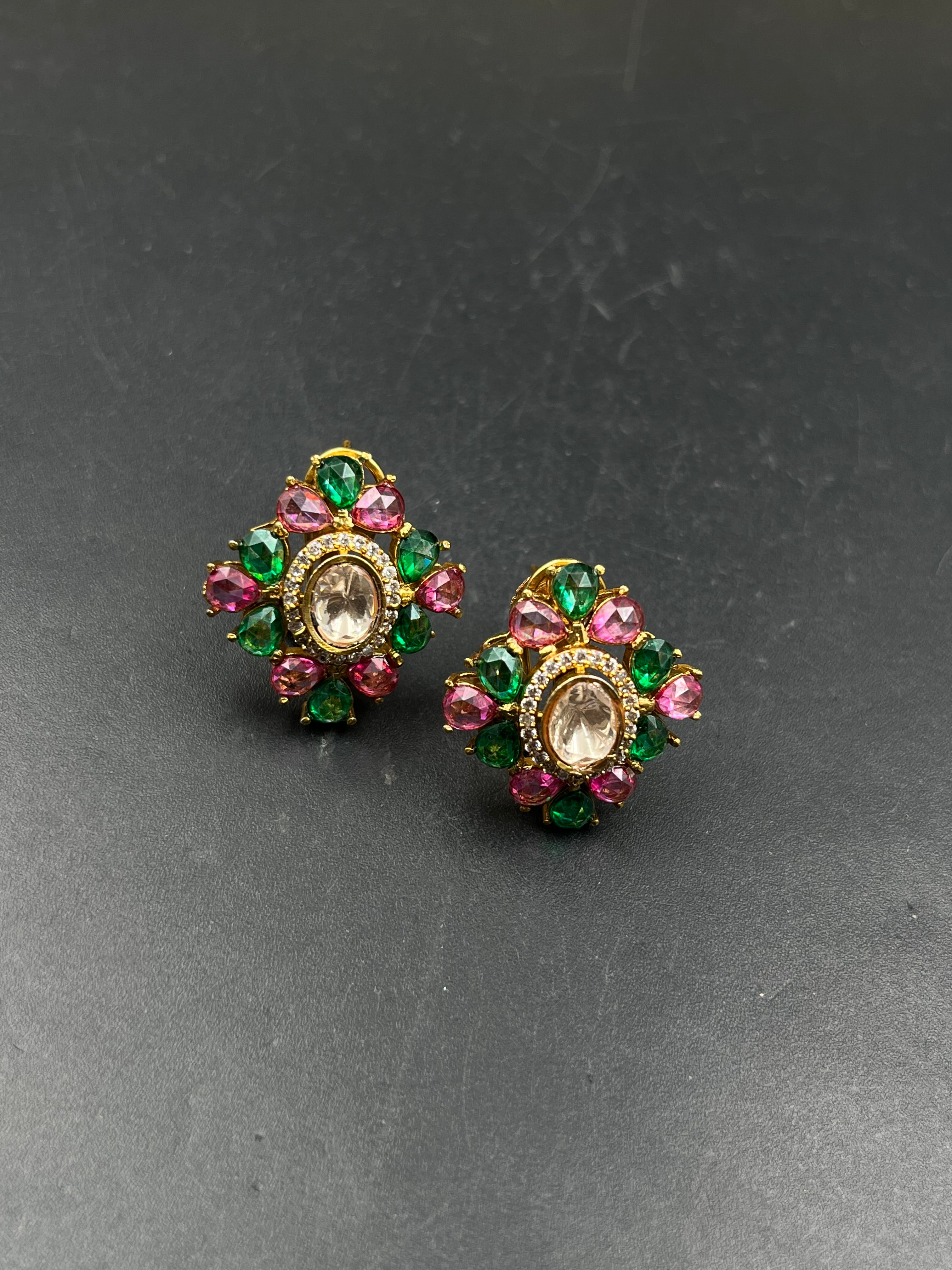 SERDU EARRING