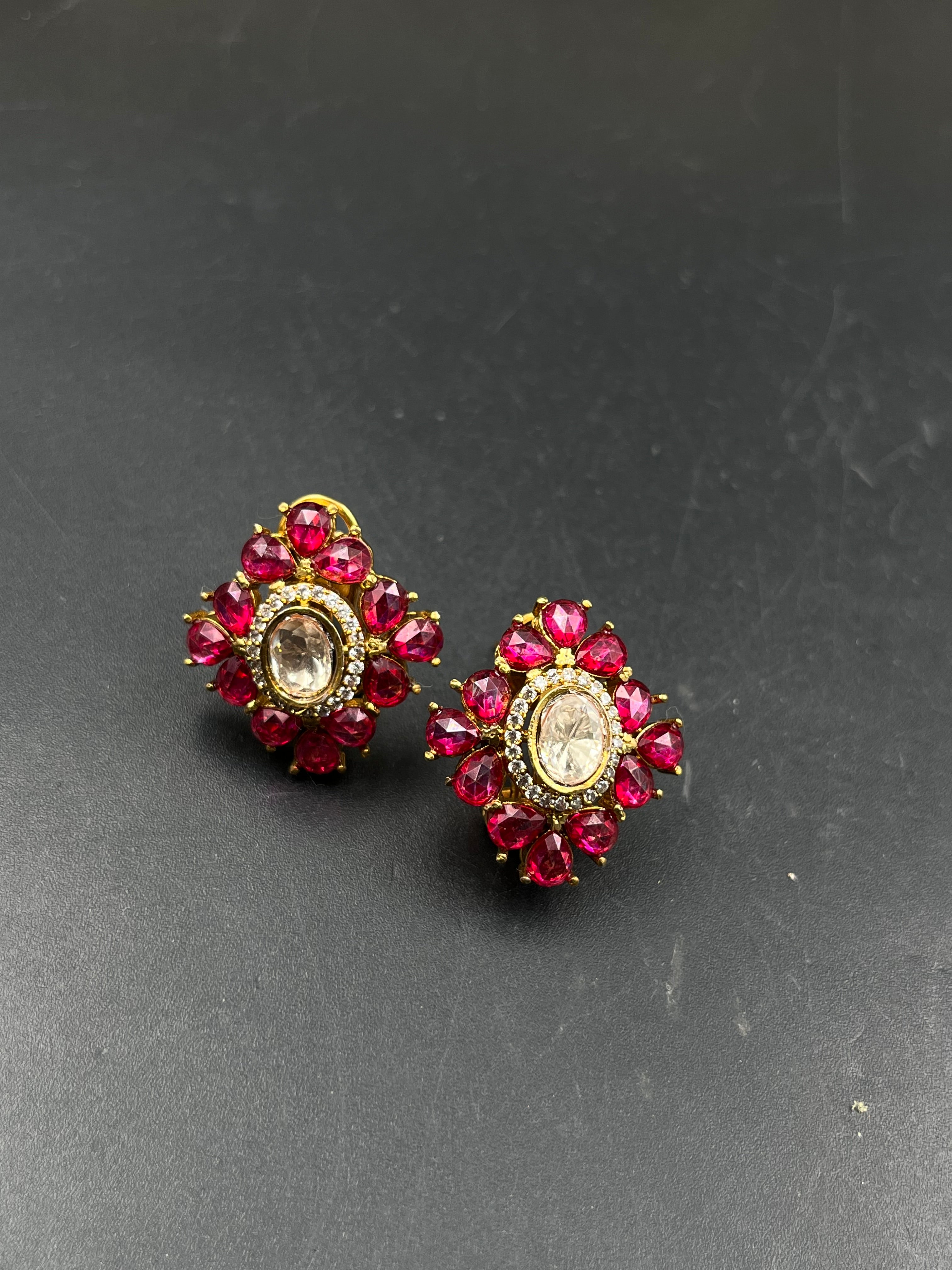 SERDU EARRING