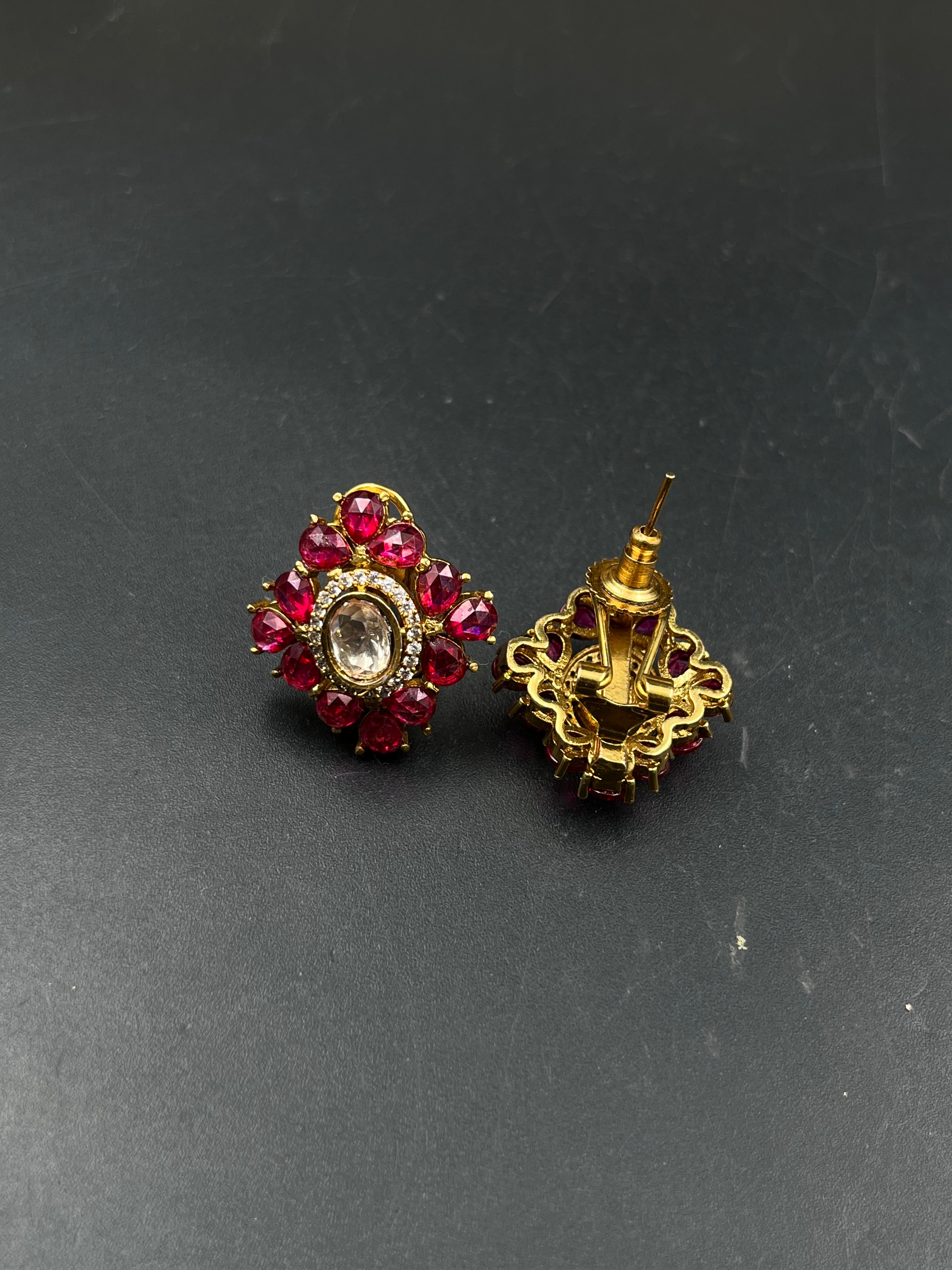 SERDU EARRING