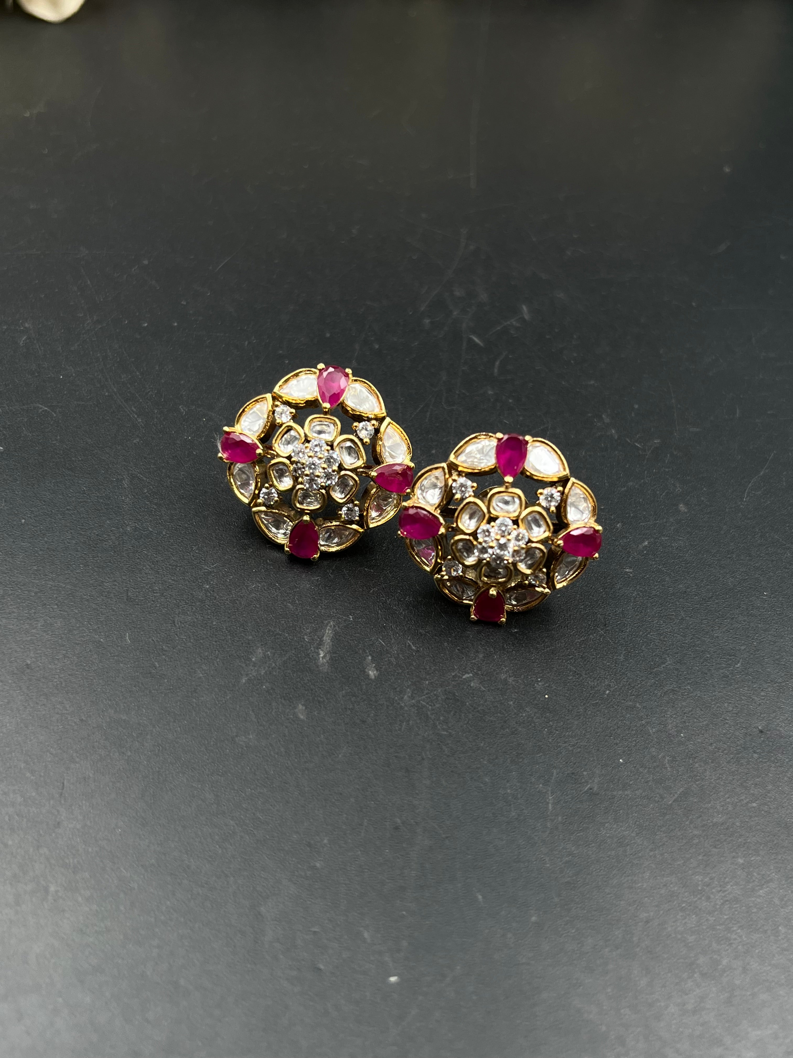 SIANI EARRING