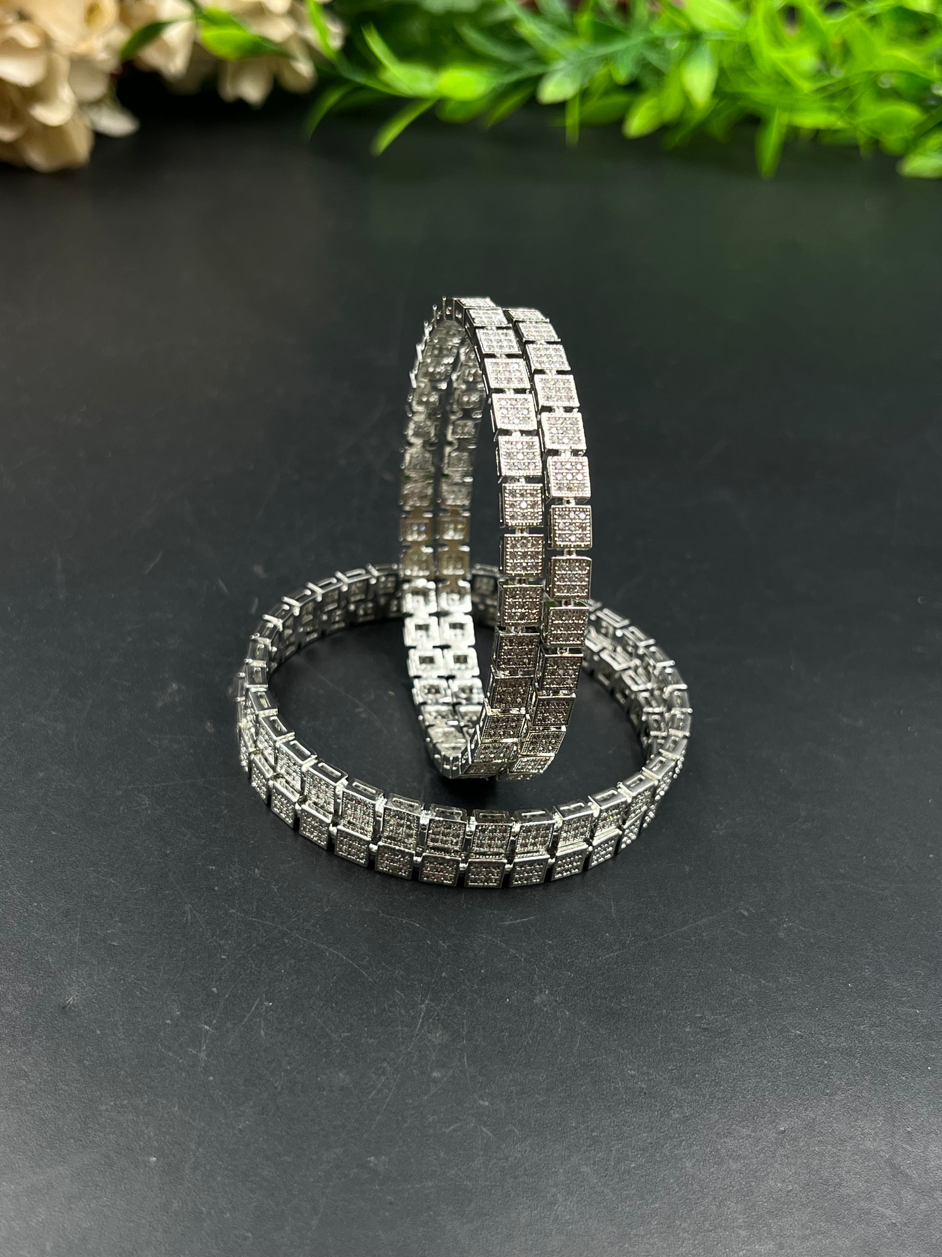 FIZZA BANGLE
