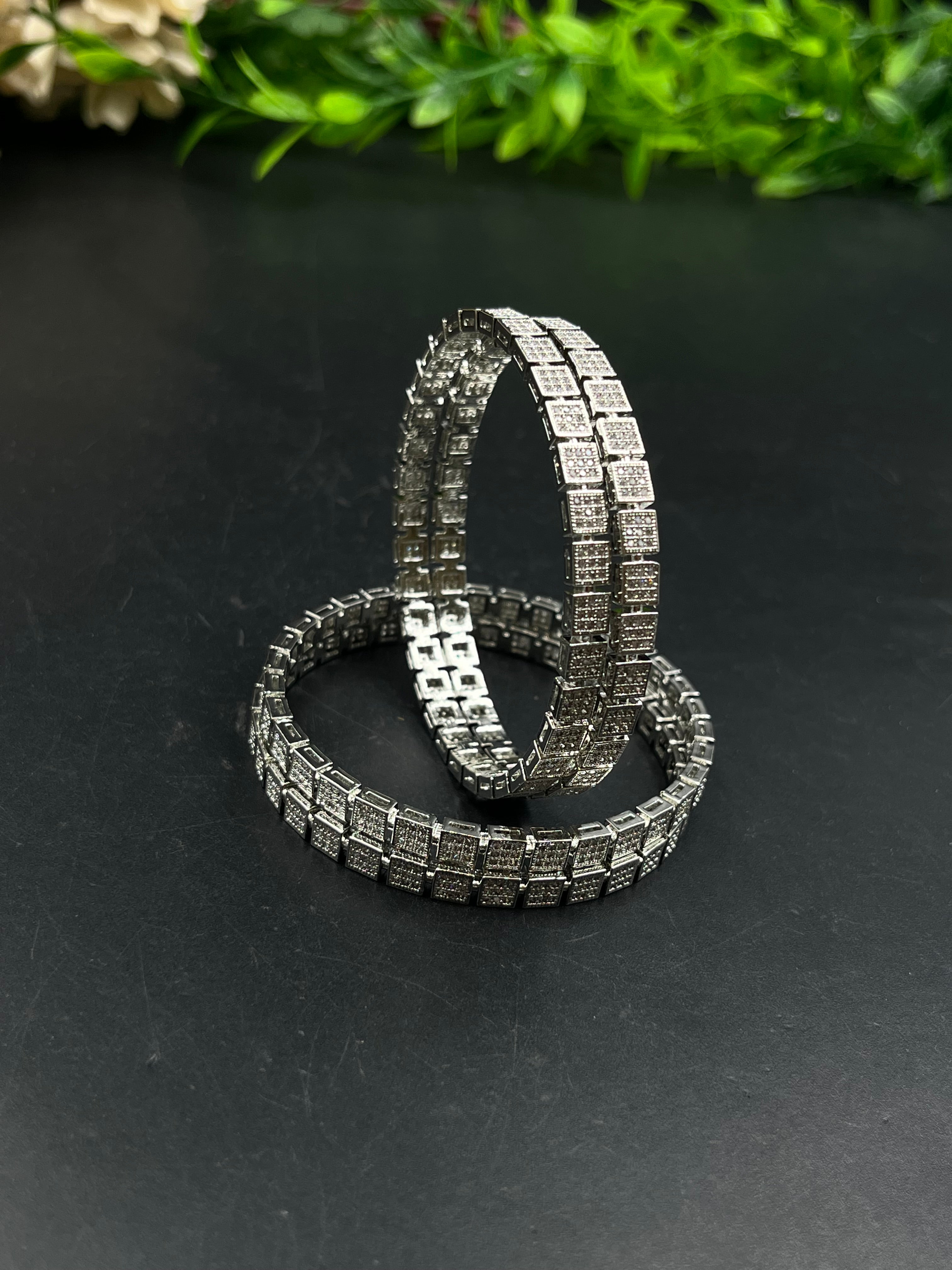 FIZZA BANGLE