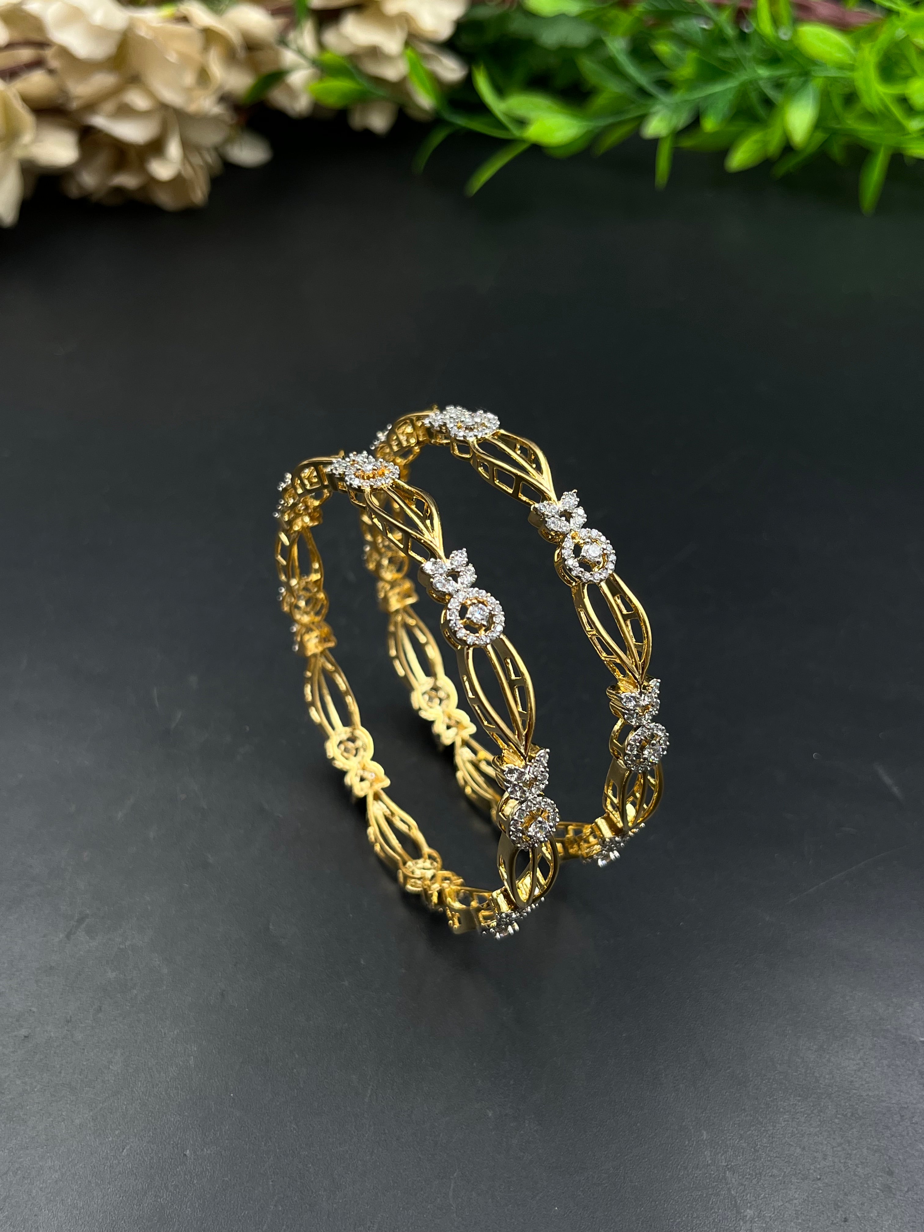 NIMSIKHA BANGLE