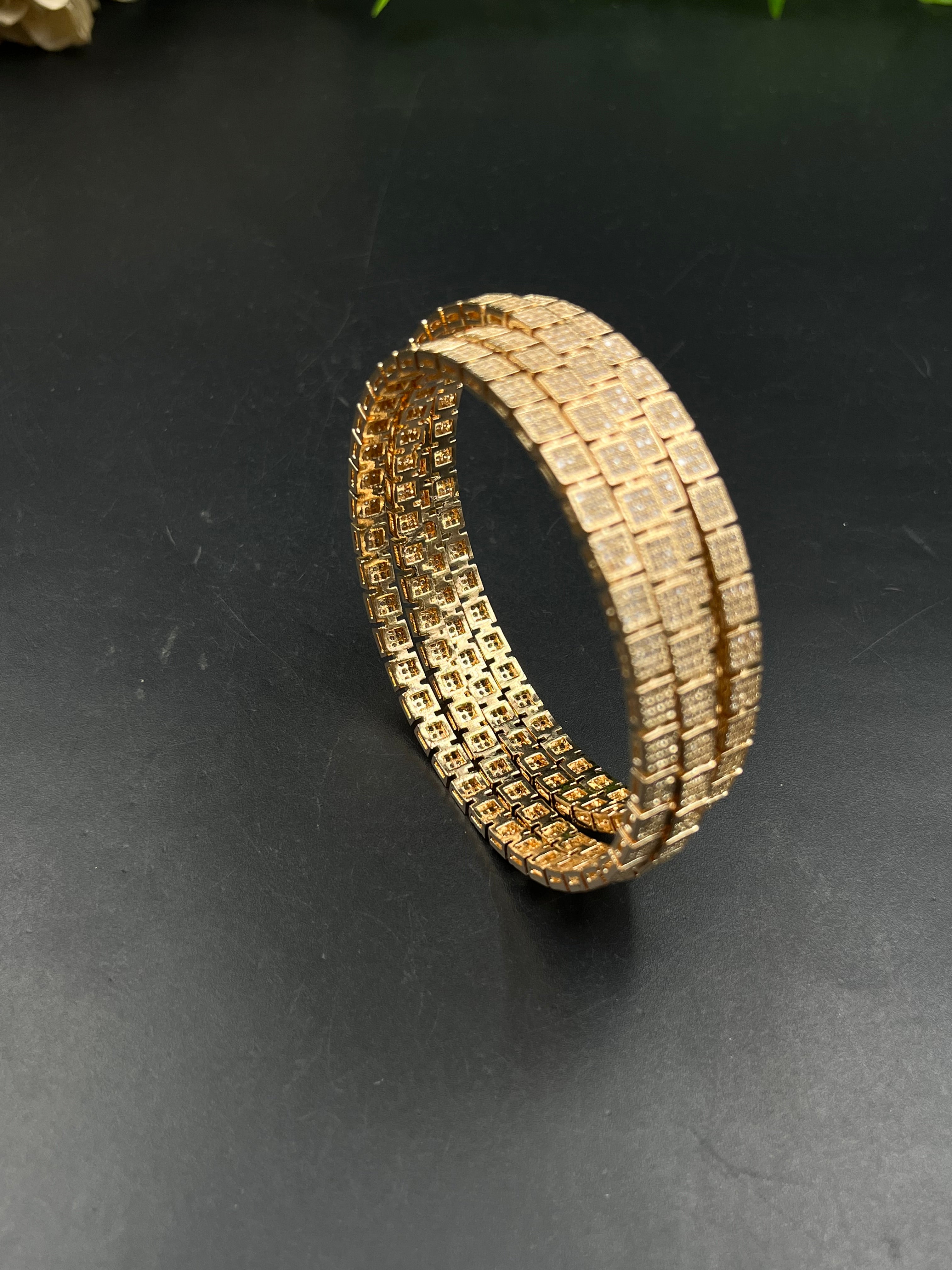 FIZZA BANGLE