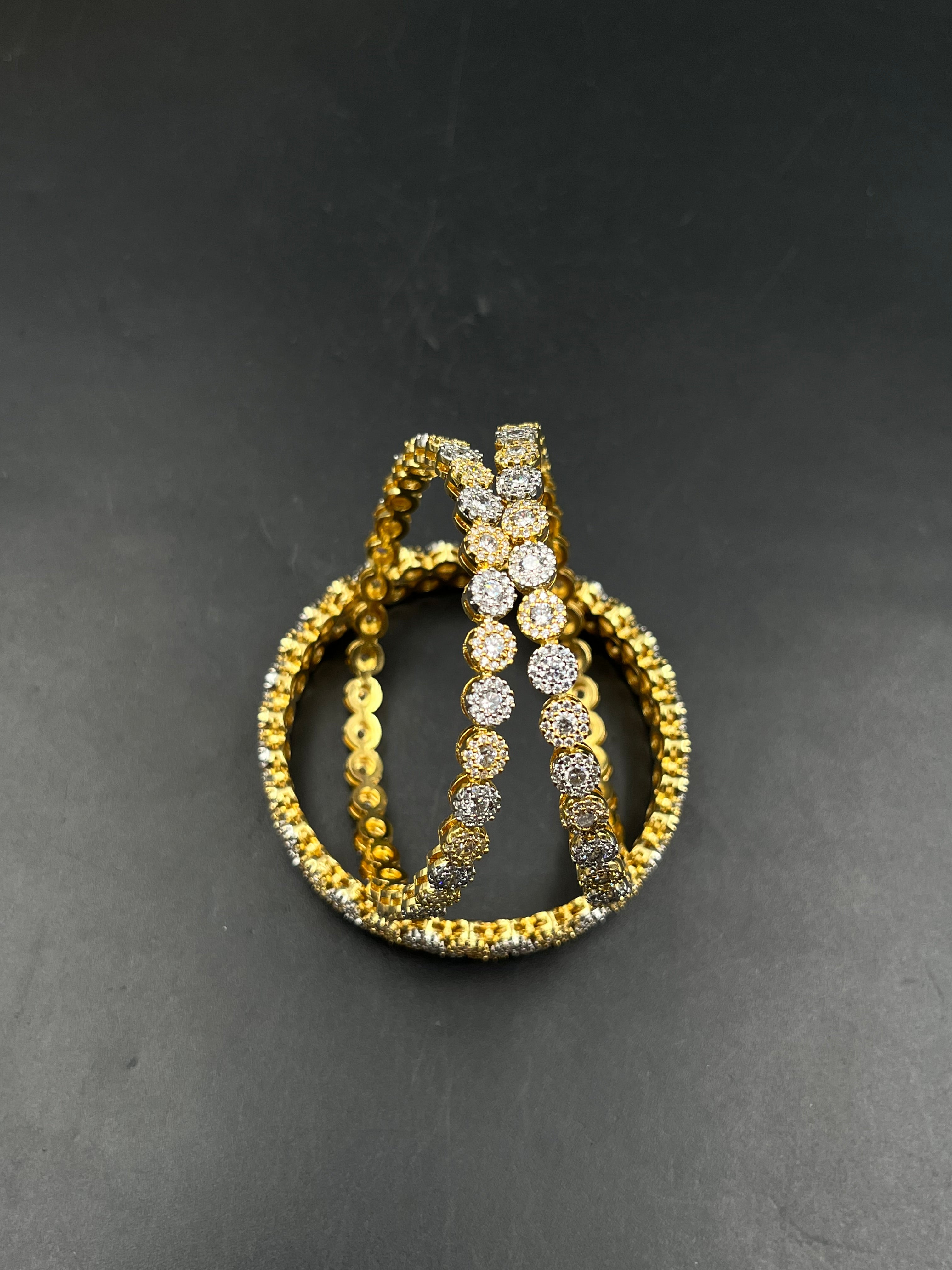 ZUHI BANGLE