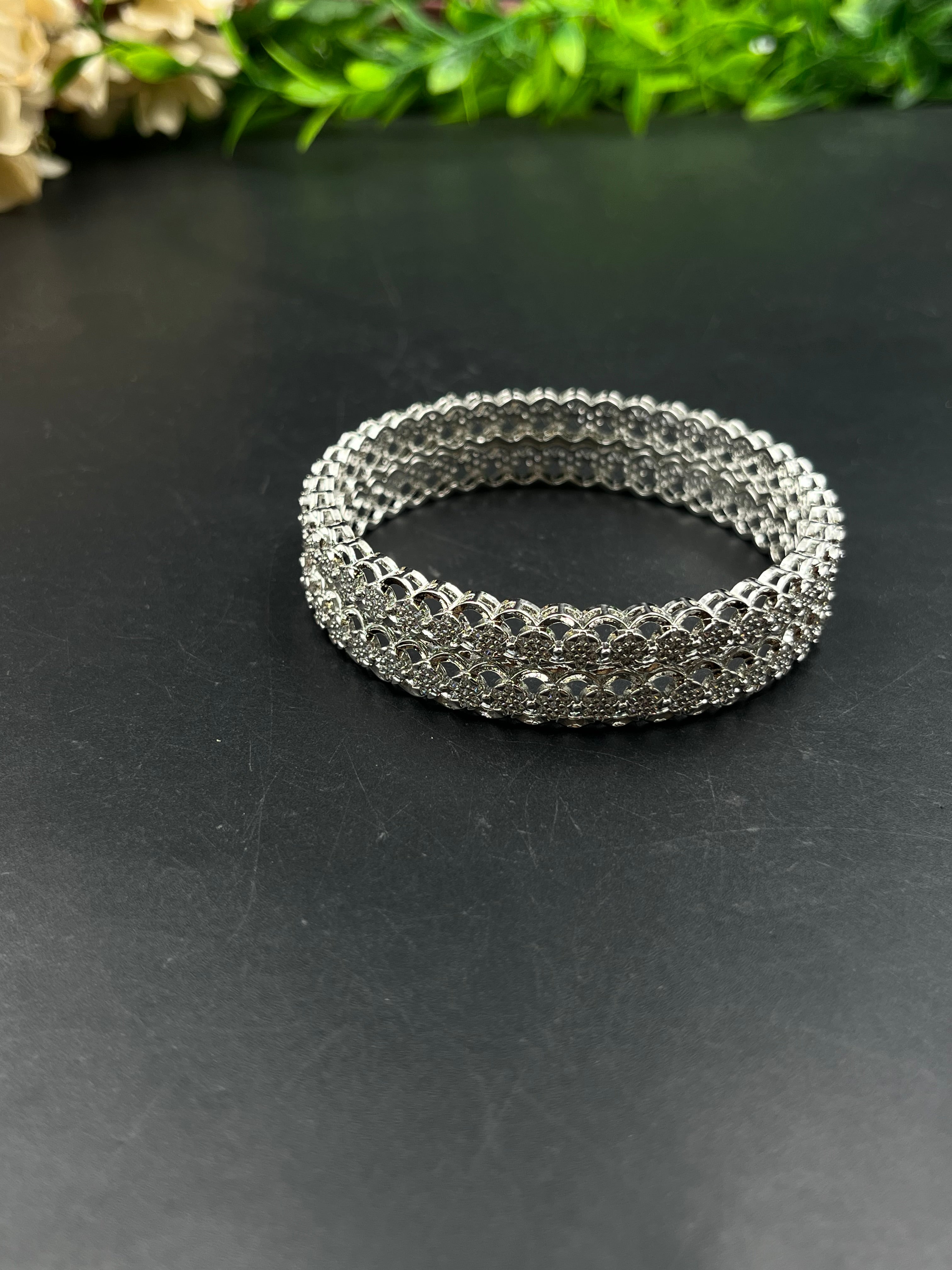 NIAMI BANGLE