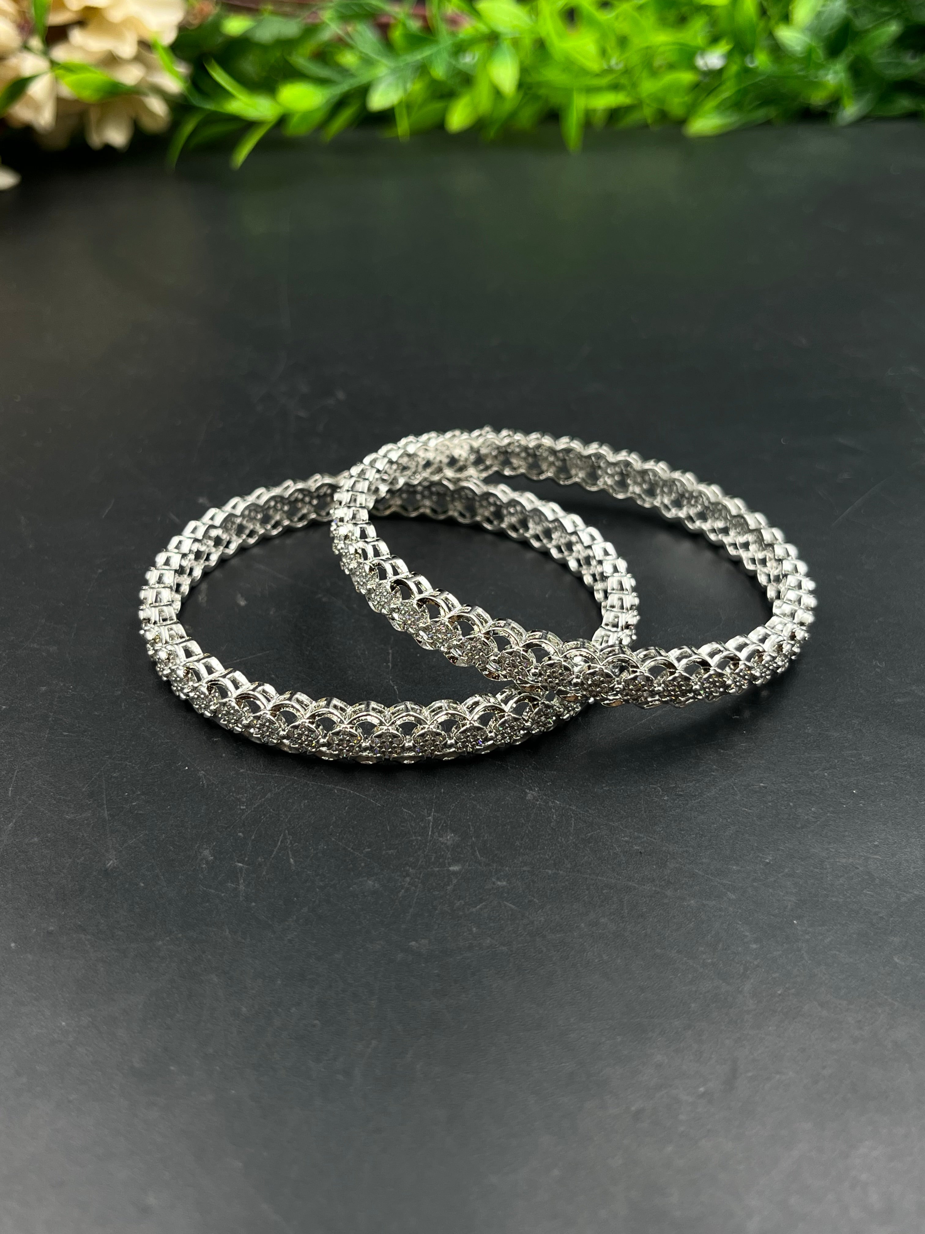 NIAMI BANGLE