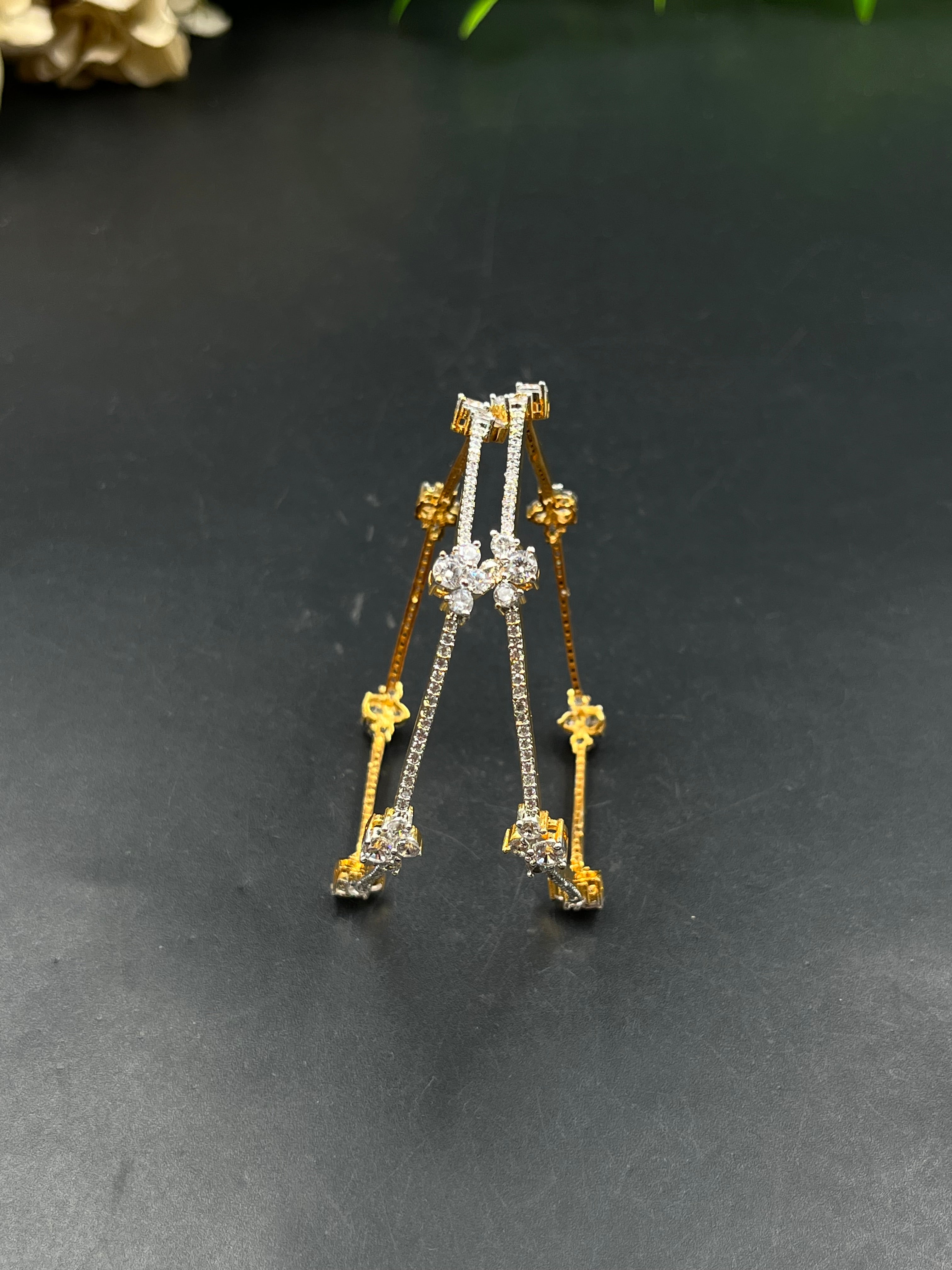 SUDA BANGLE
