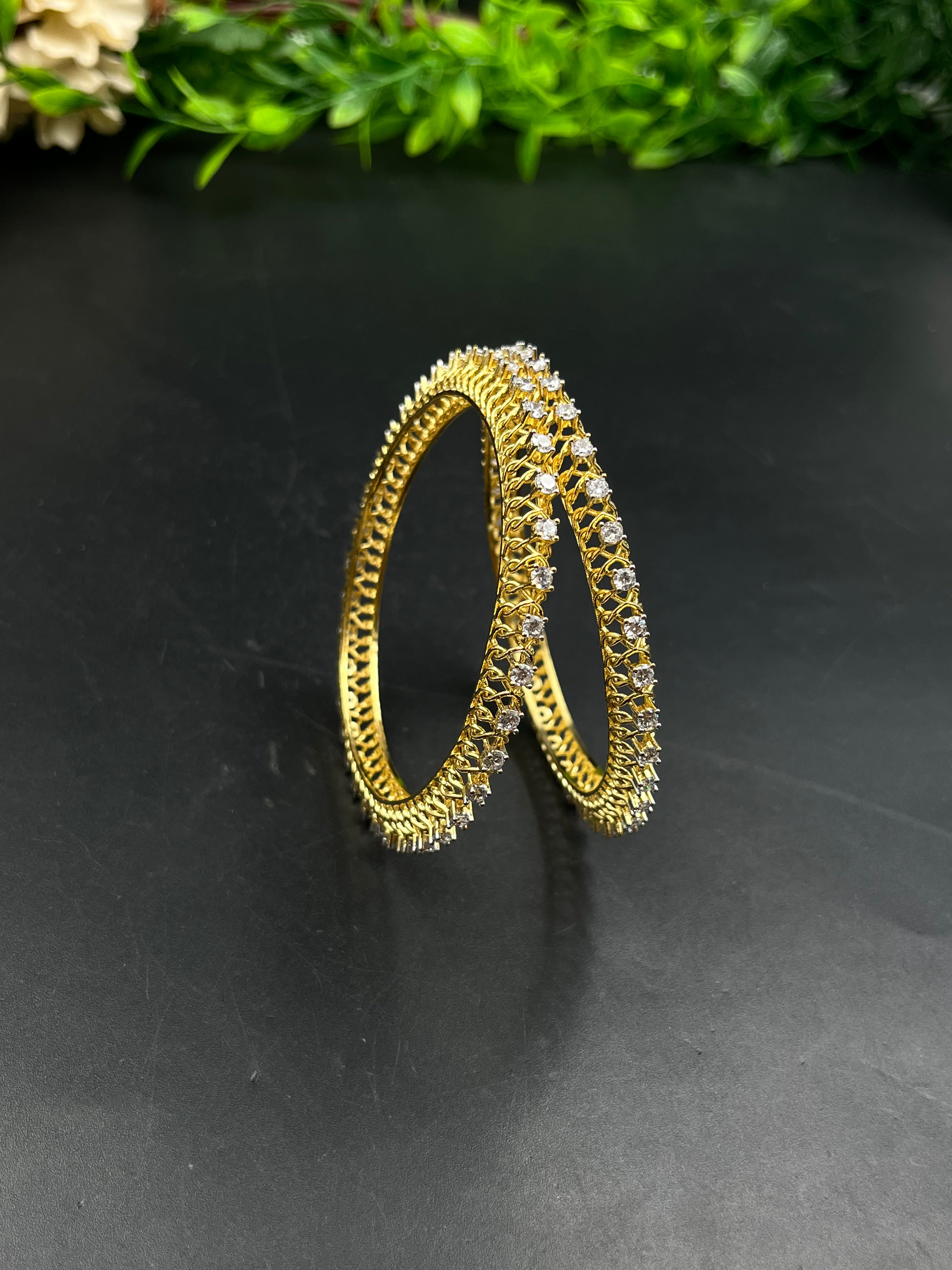 RUHI BANGLE