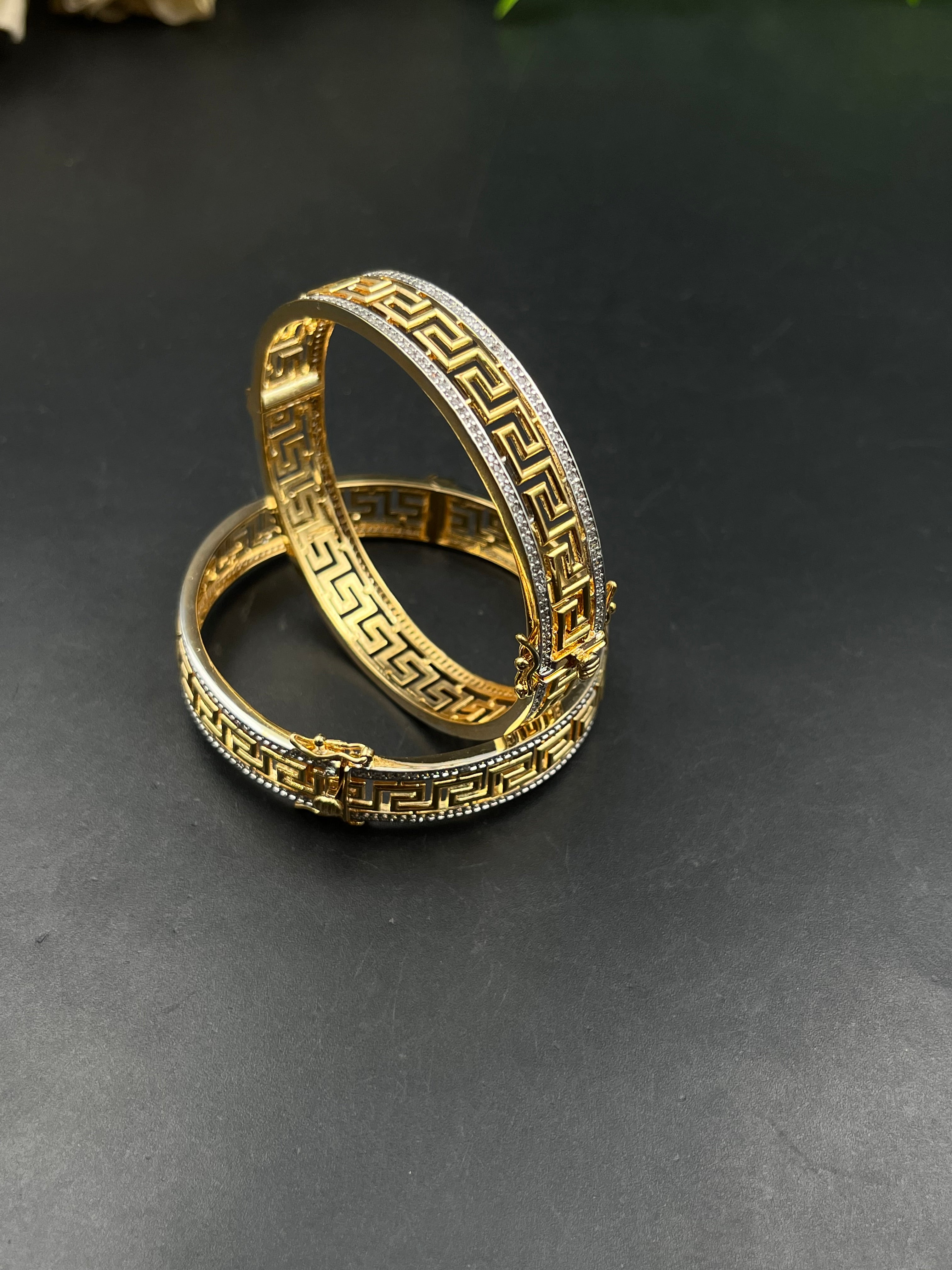 SILA BANGLE