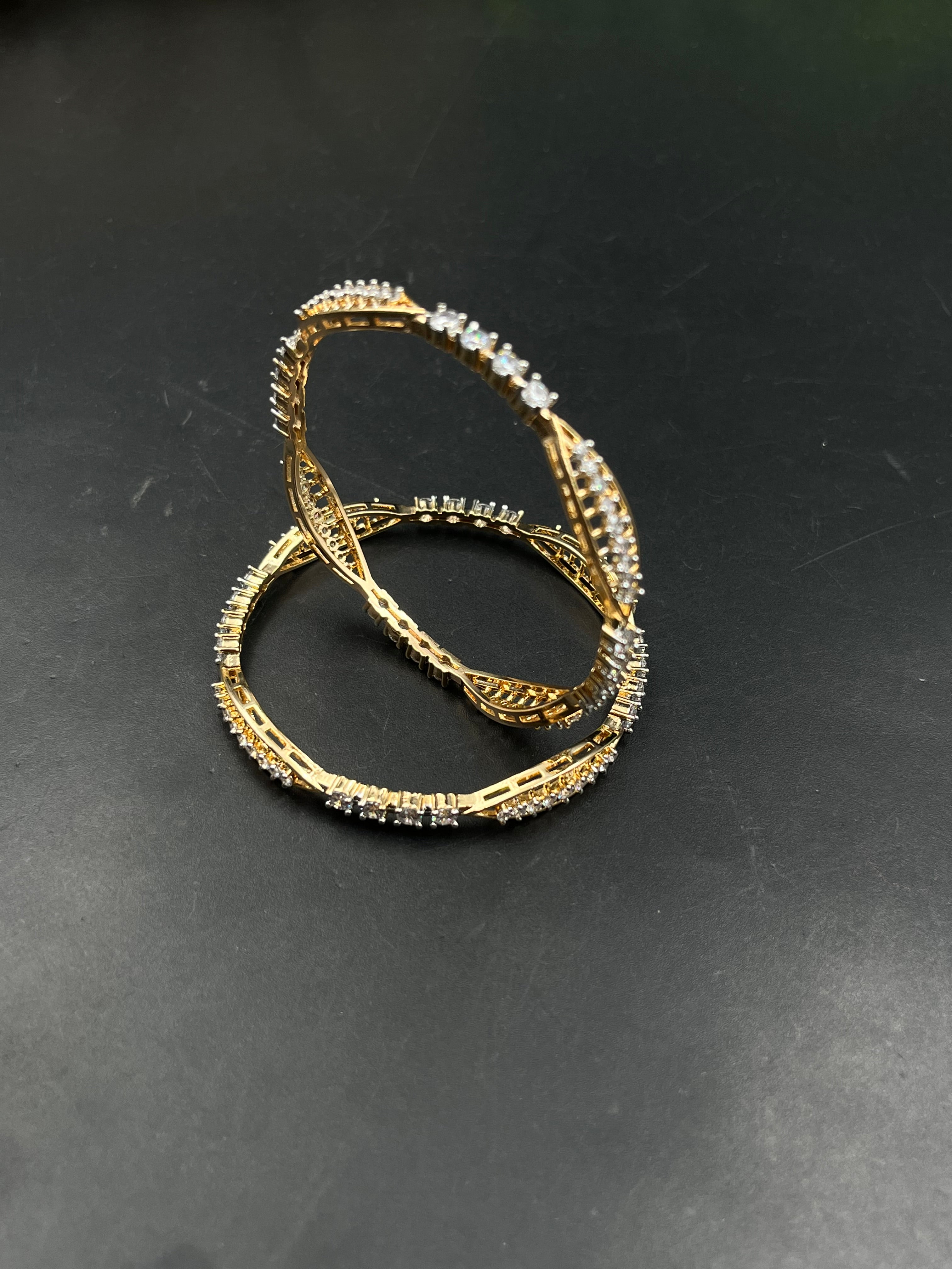 PINK BANGLE
