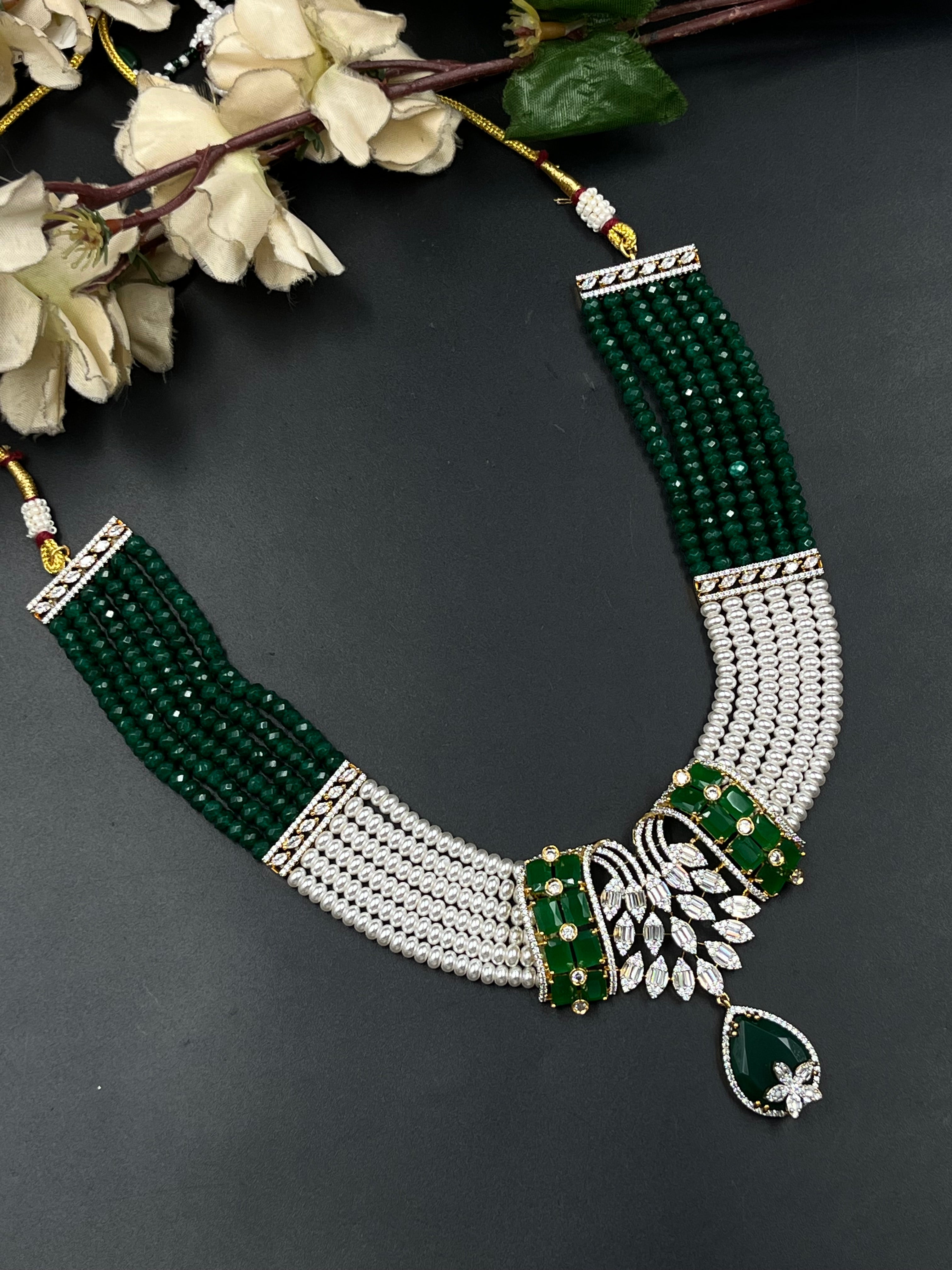 MIYO NECKLACE
