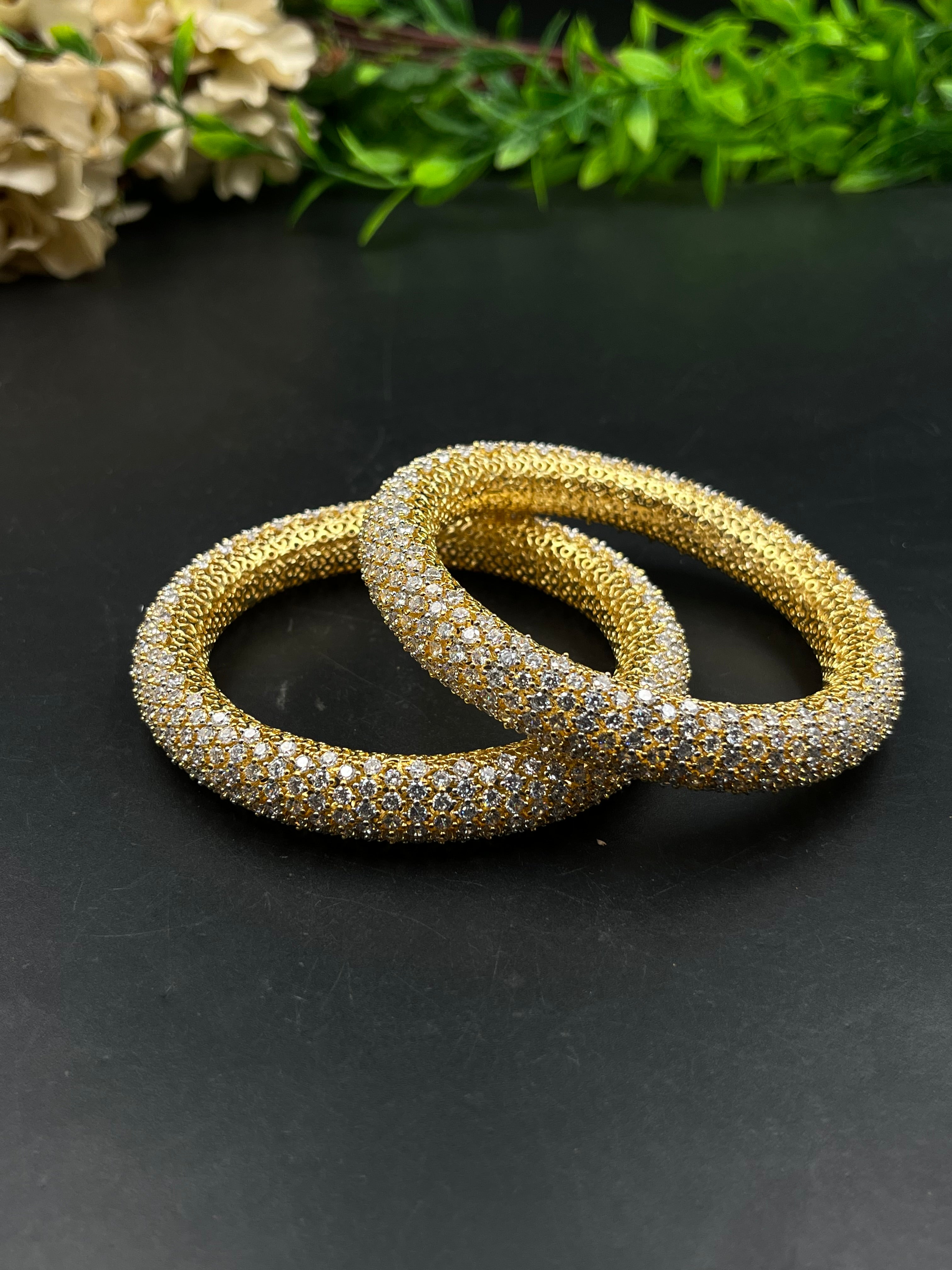 ZOYA BANGLE