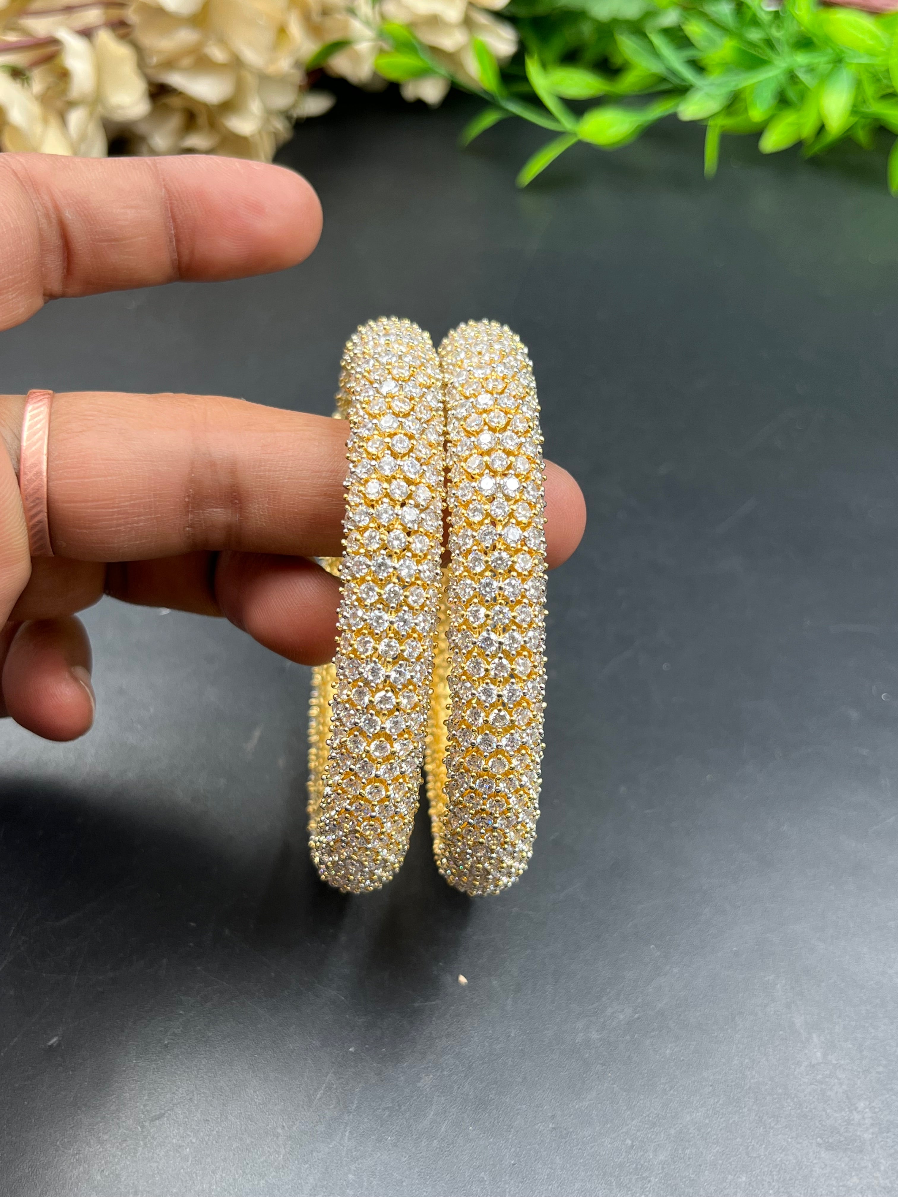 ZOYA BANGLE