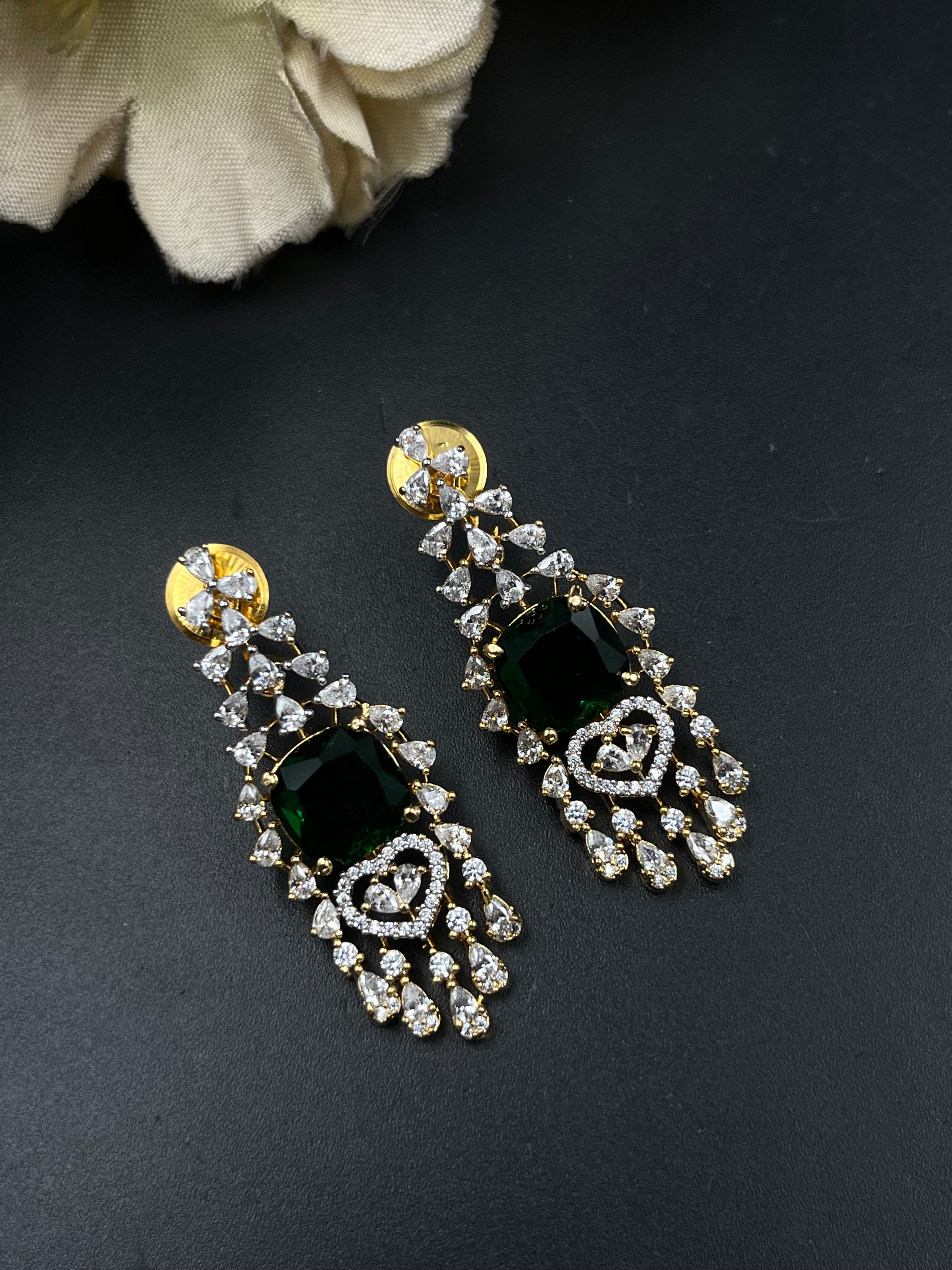 BIYO NECKLACE