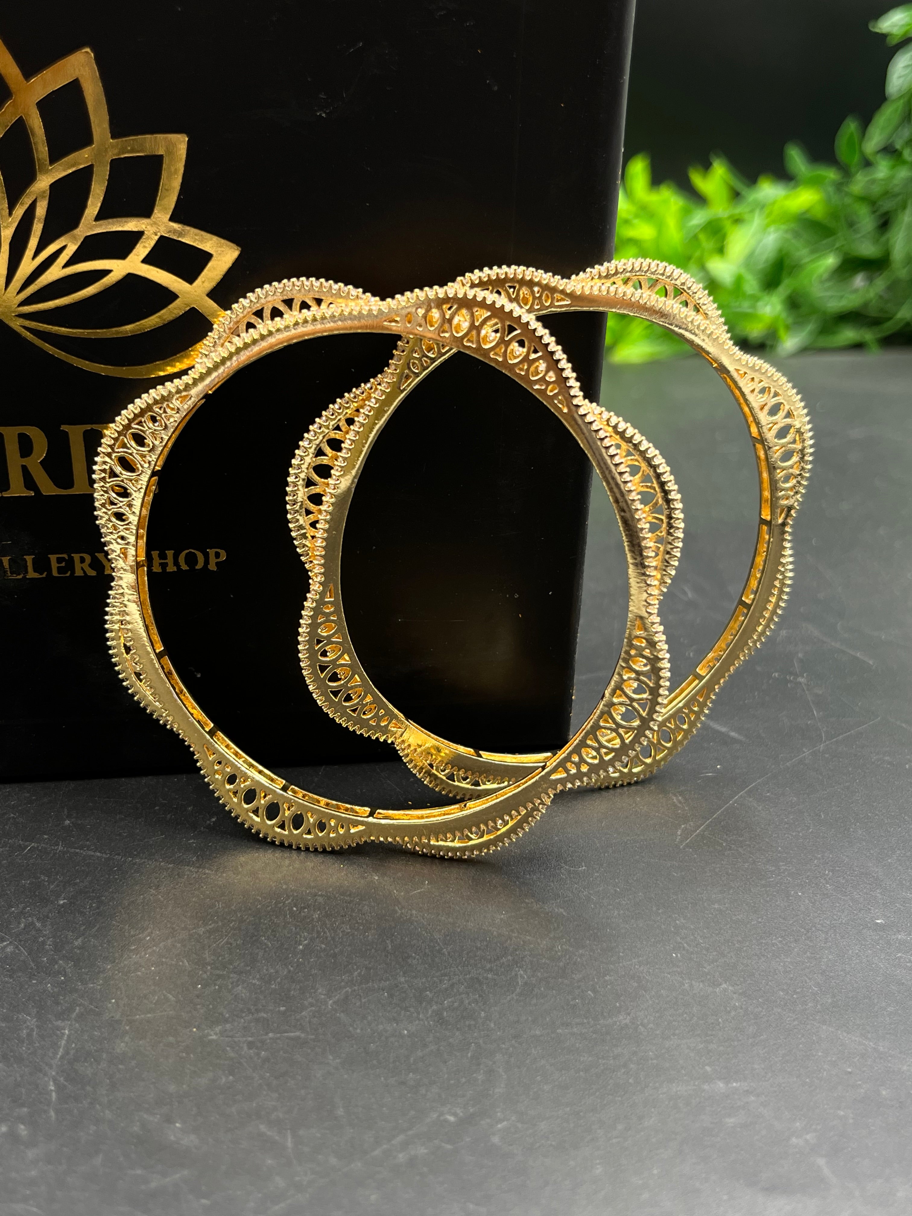 QUMIYA BANGLE