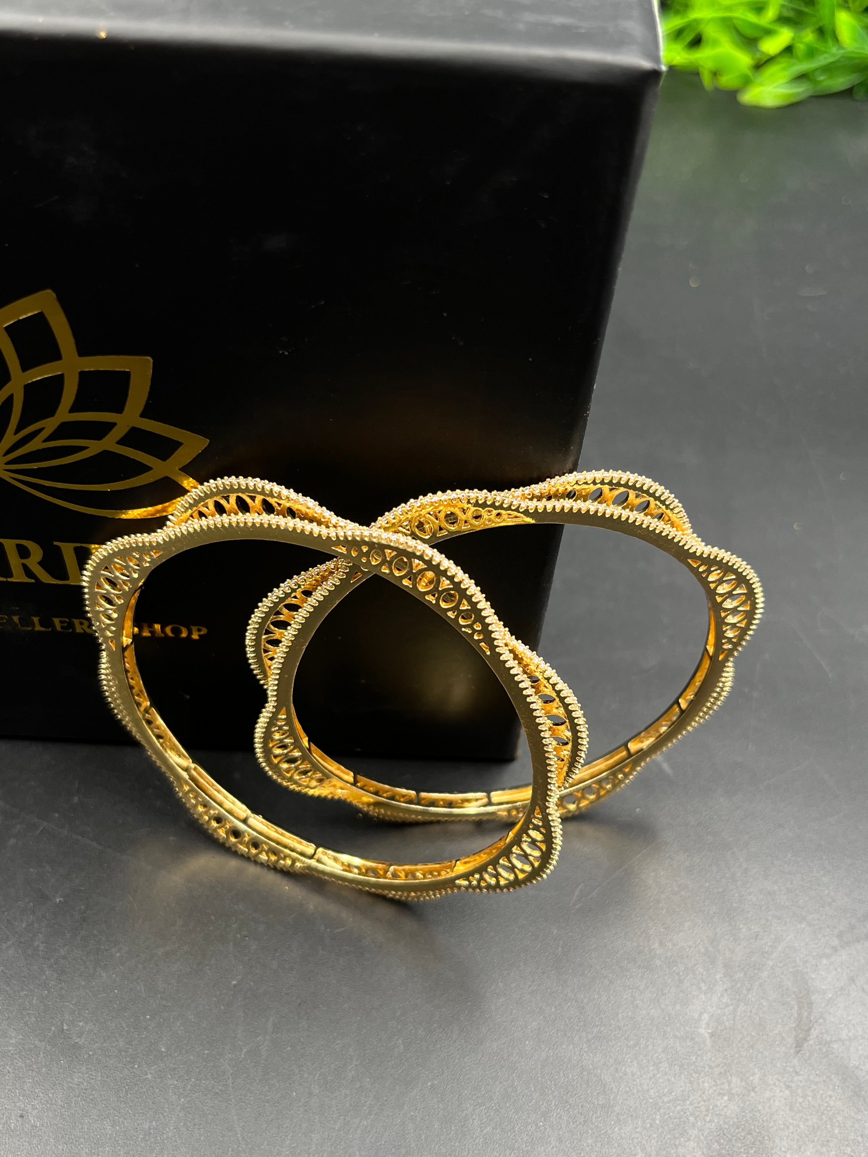 QUMIYA BANGLE