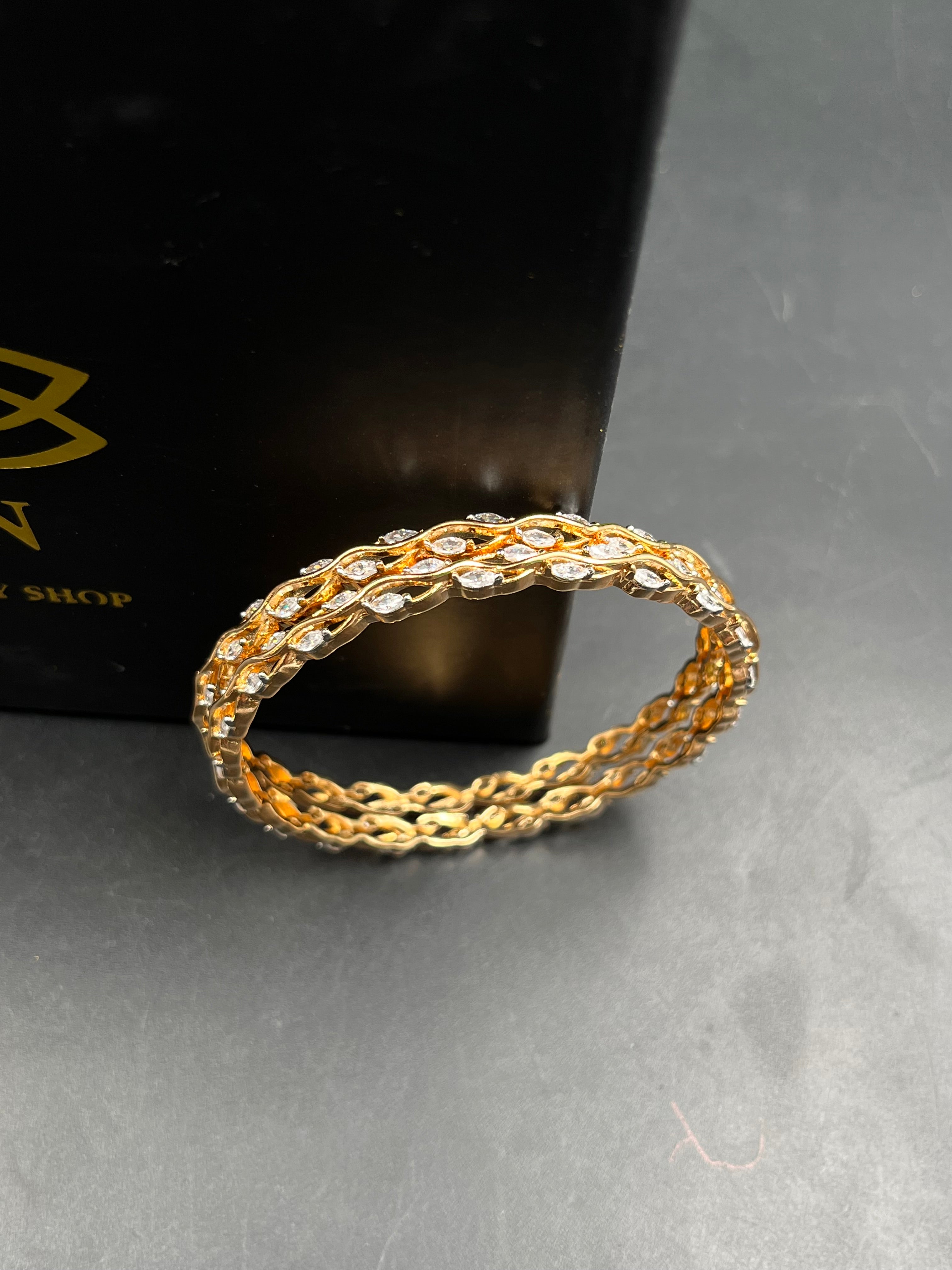 SALLU BANGLE