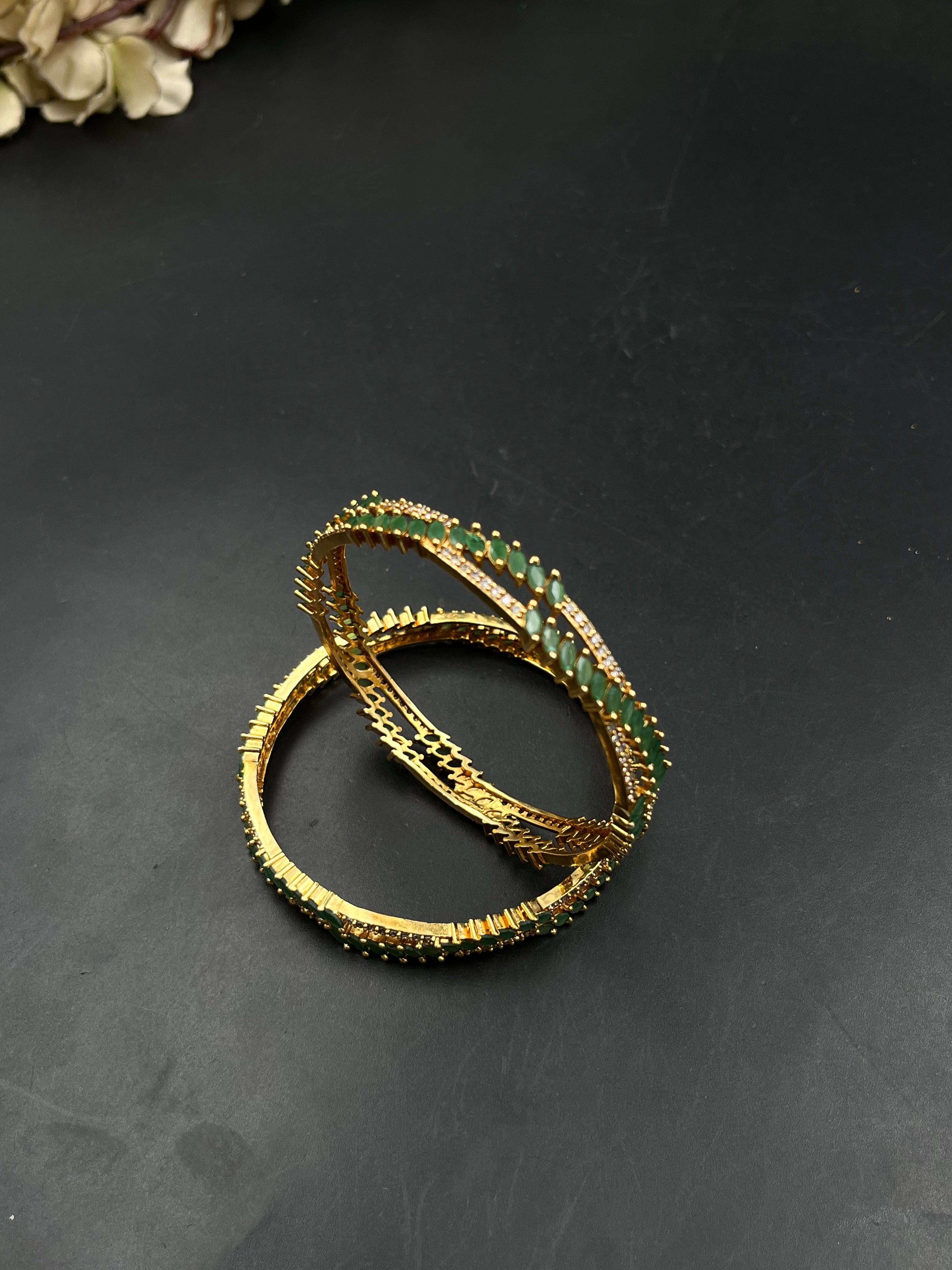 KAVI BANGLE