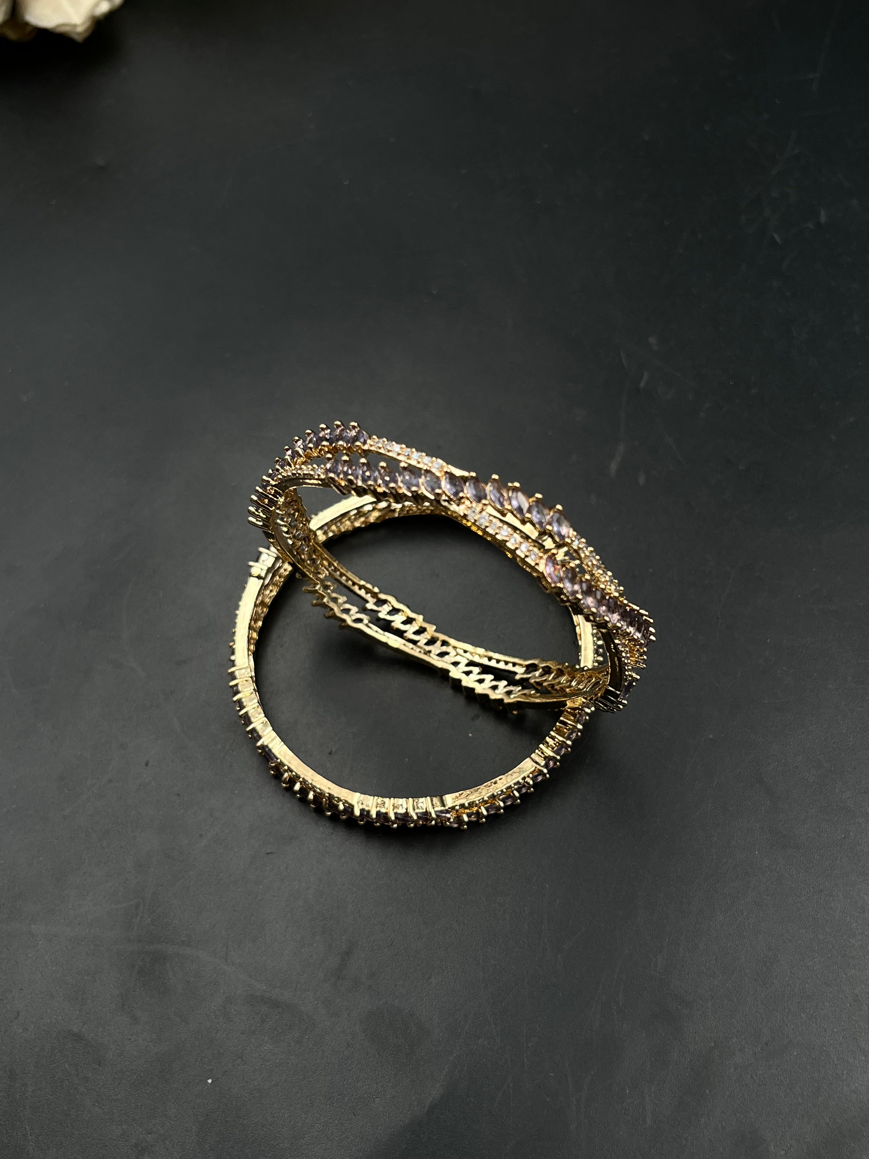 KAVI BANGLE