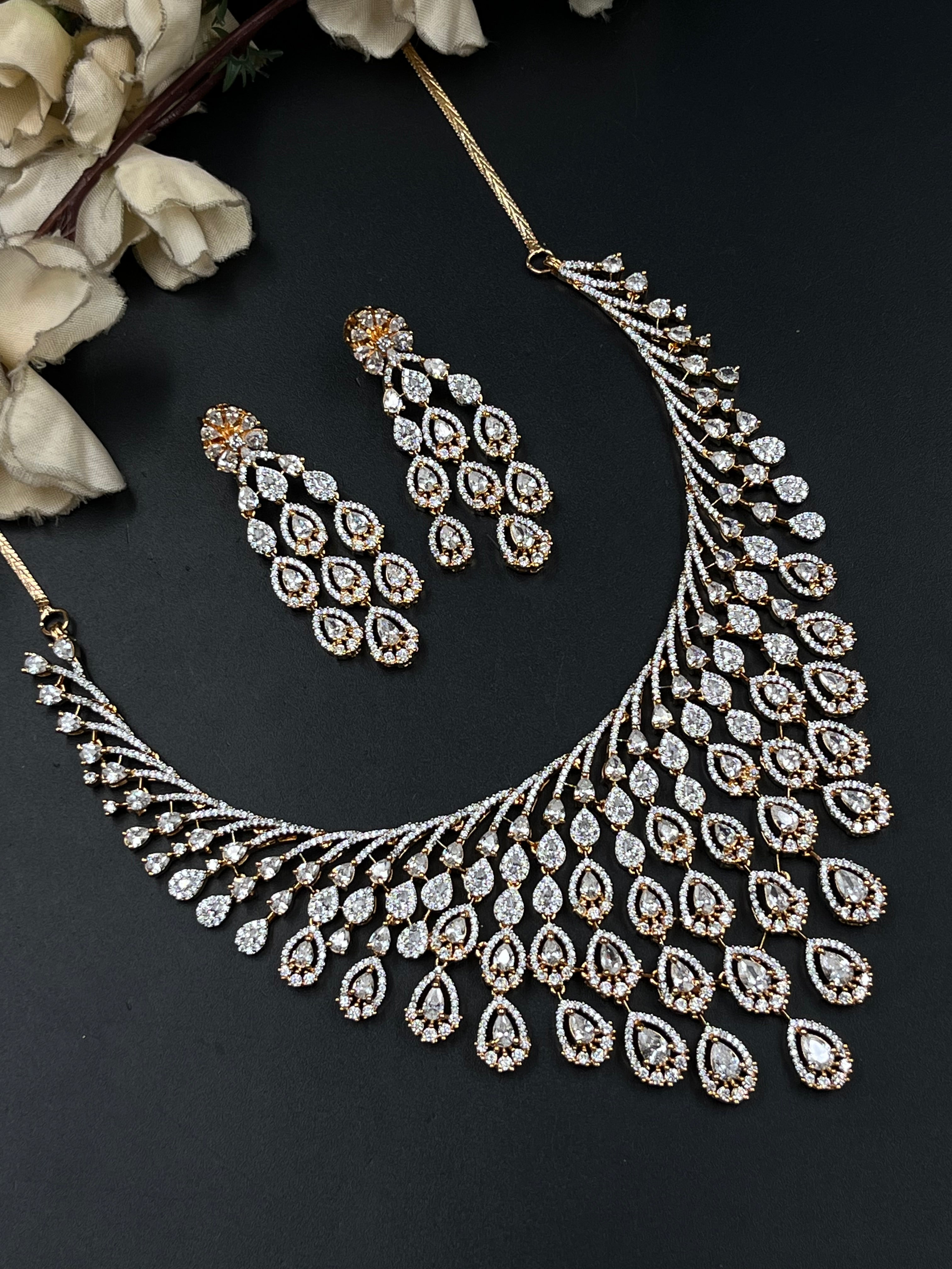 JINO NECKLACE