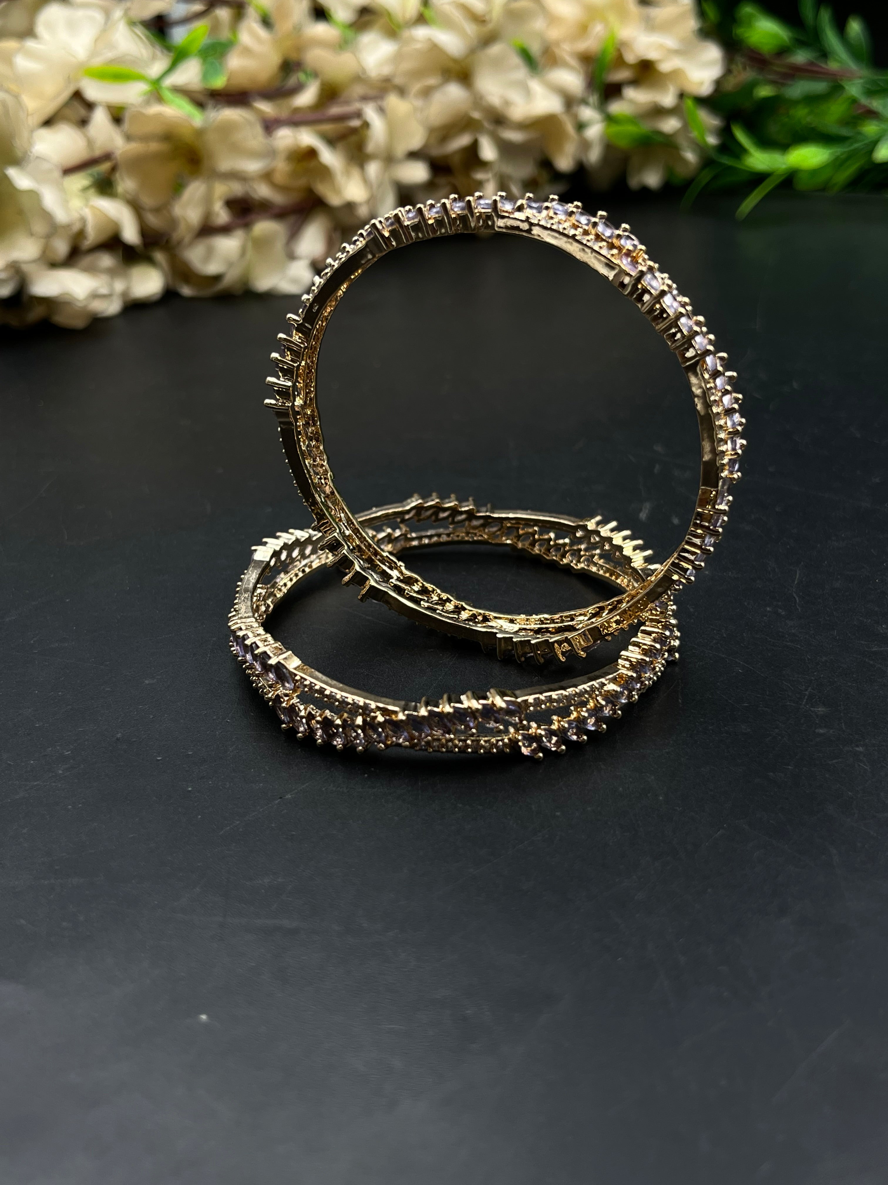 KAVI BANGLE