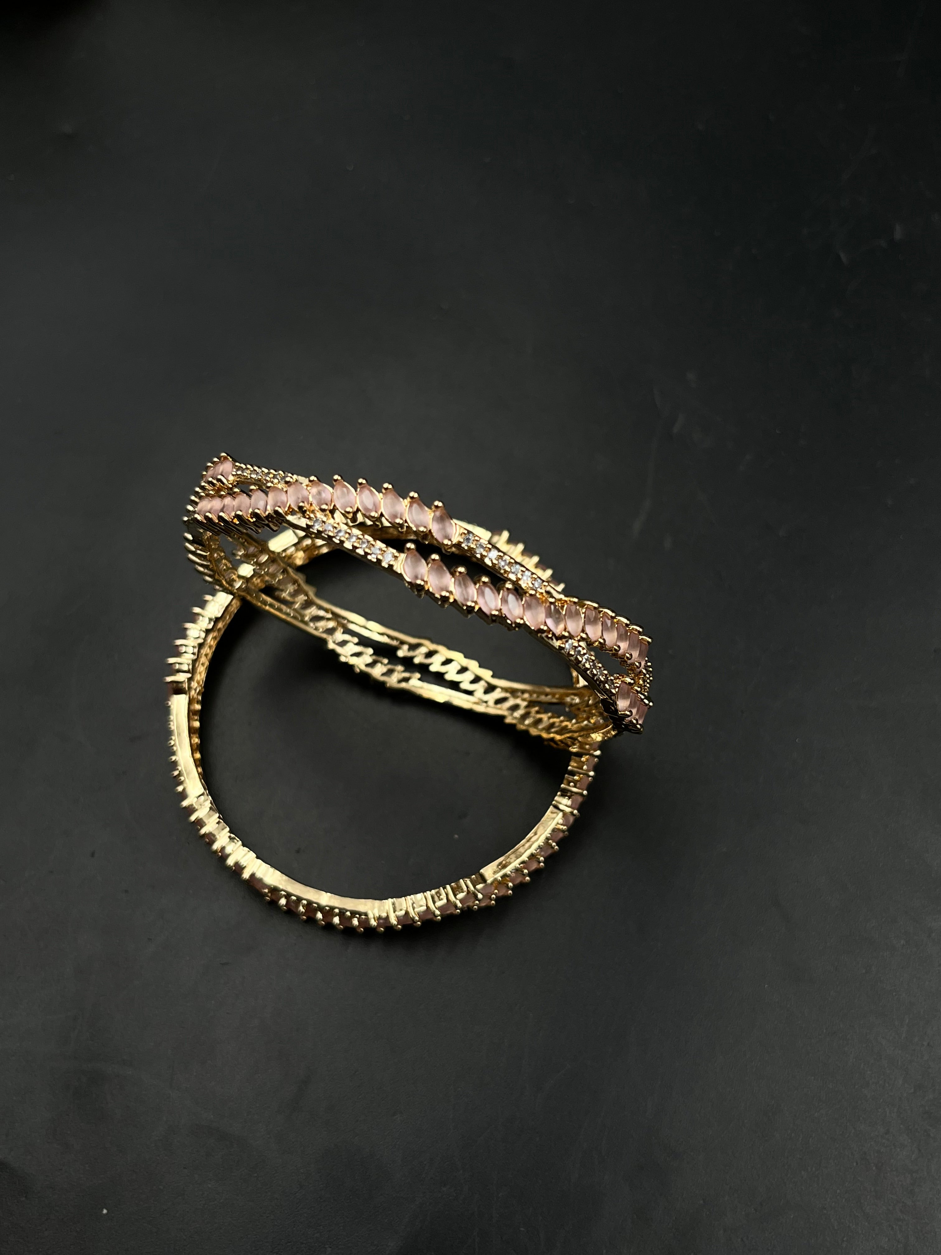 KAVI BANGLE