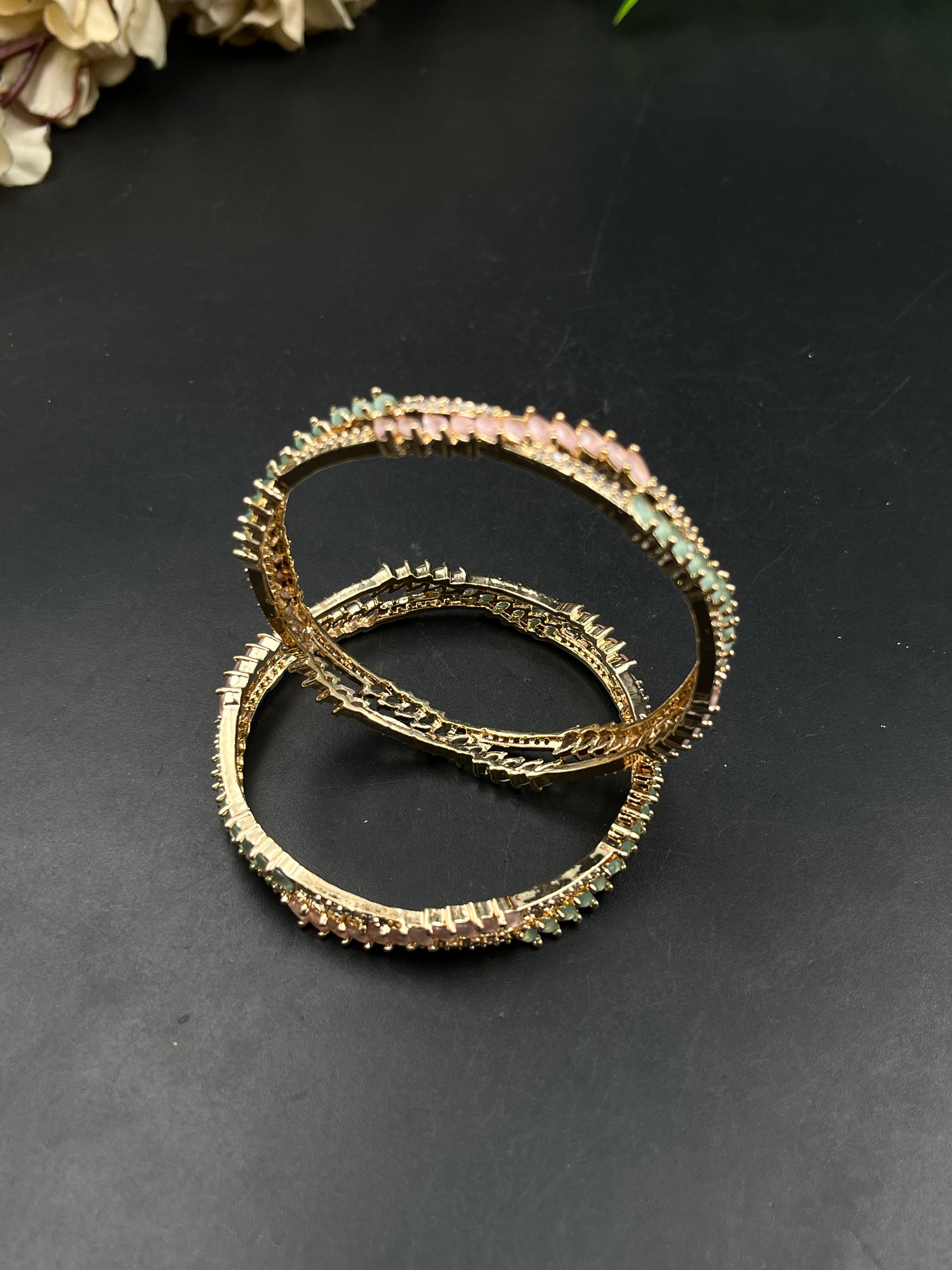 KAVI BANGLE