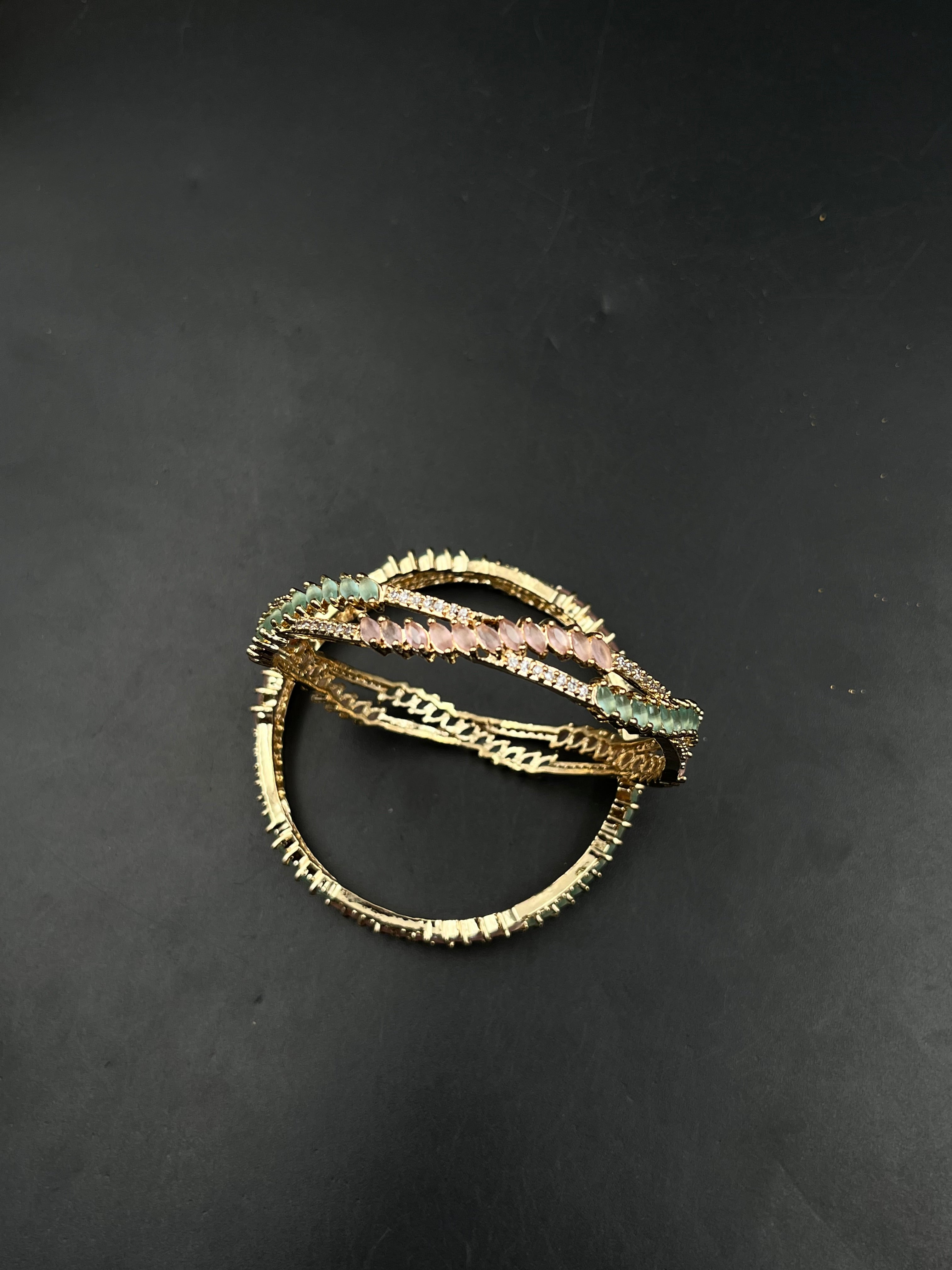 KAVI BANGLE
