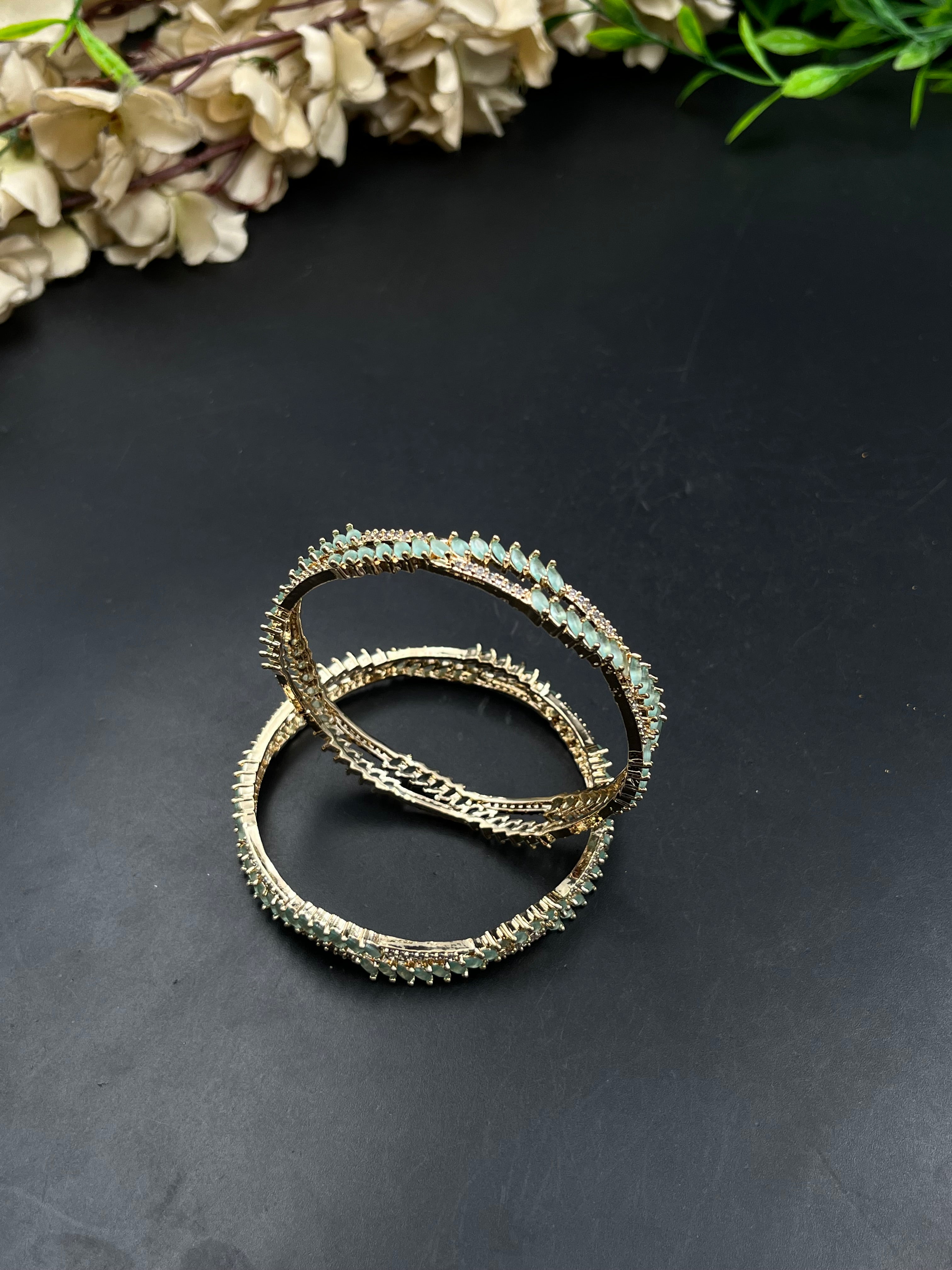 KAVI BANGLE
