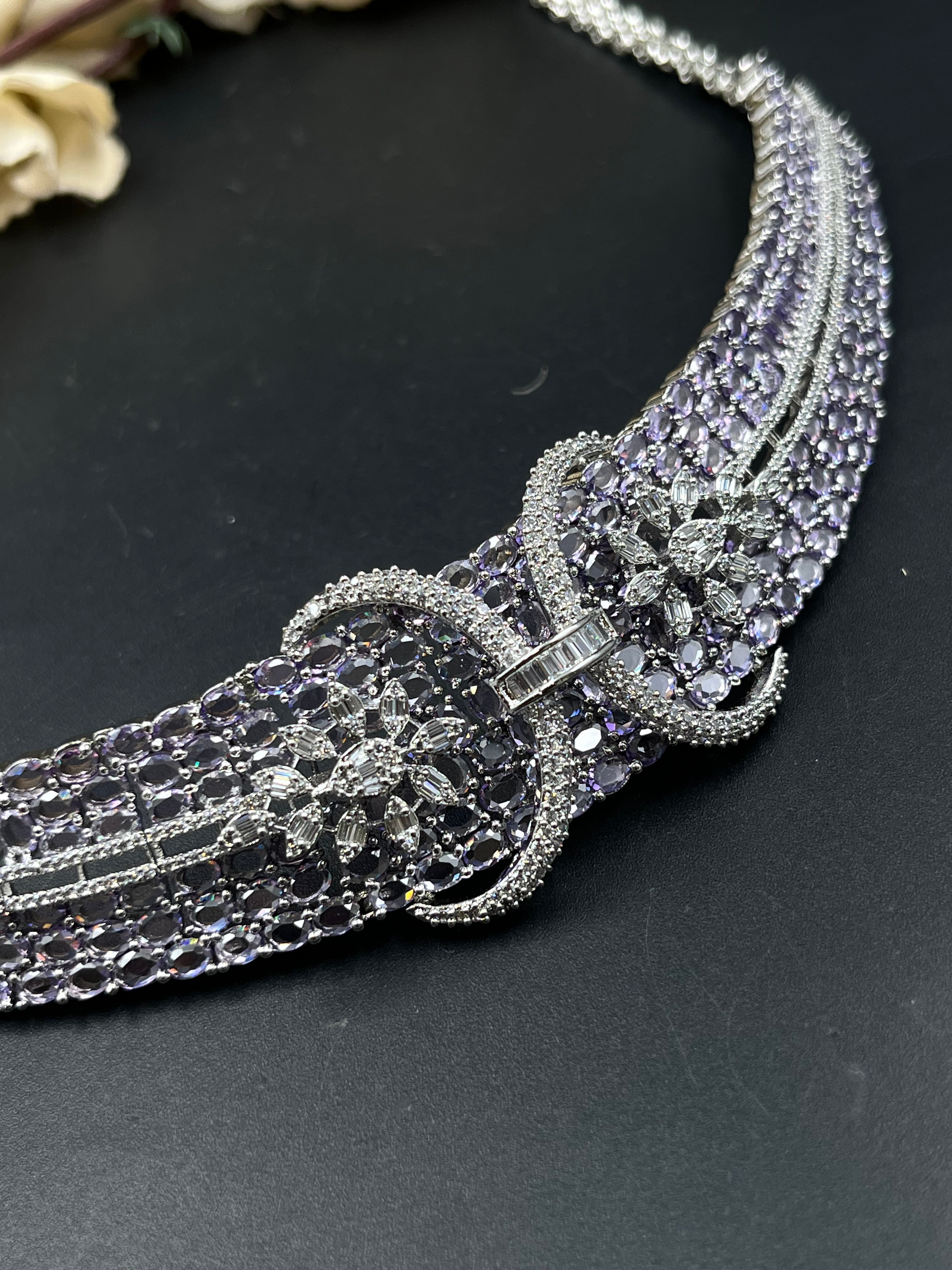 LAILA NECKLACE