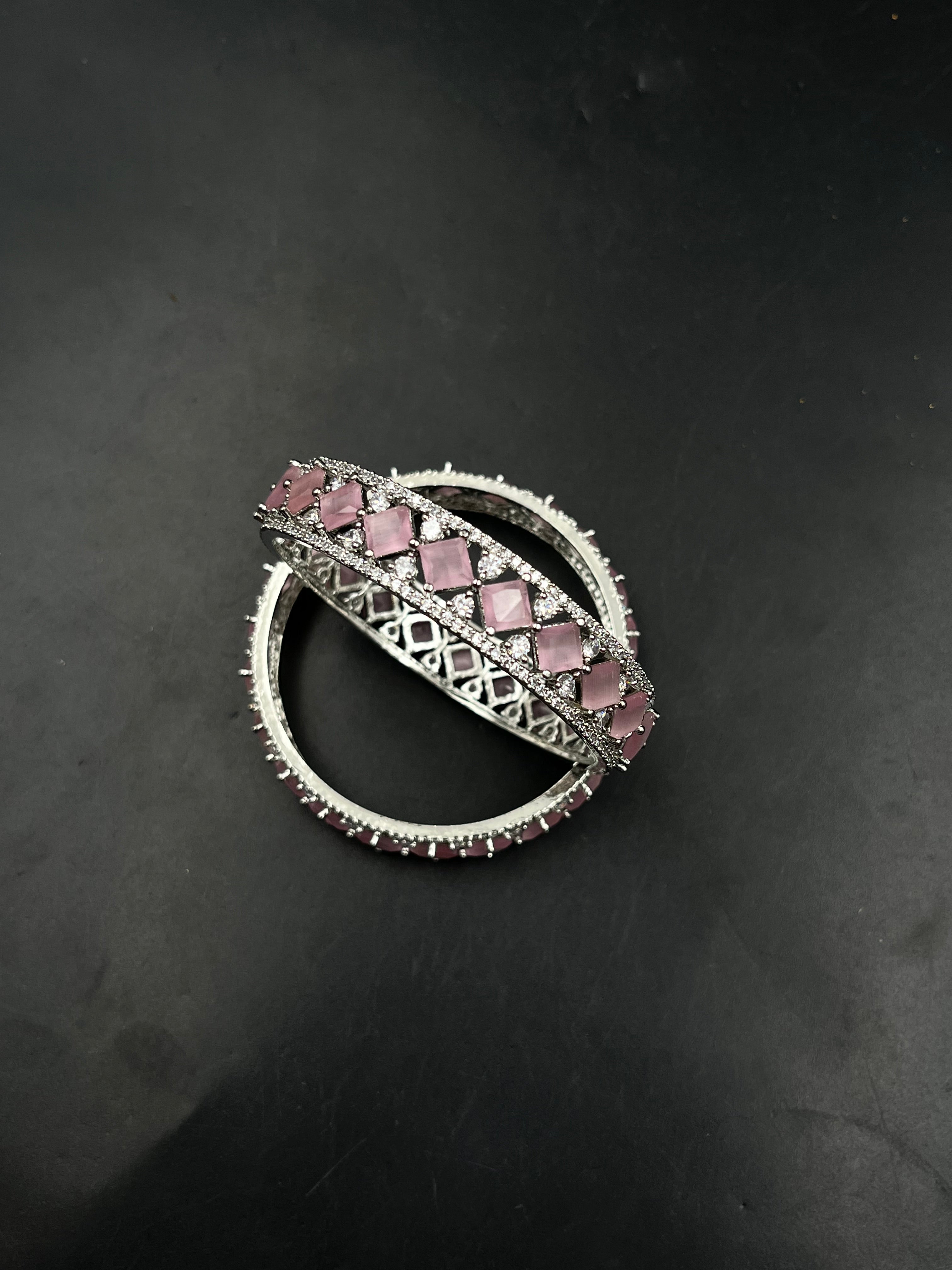 YANI BANGLE