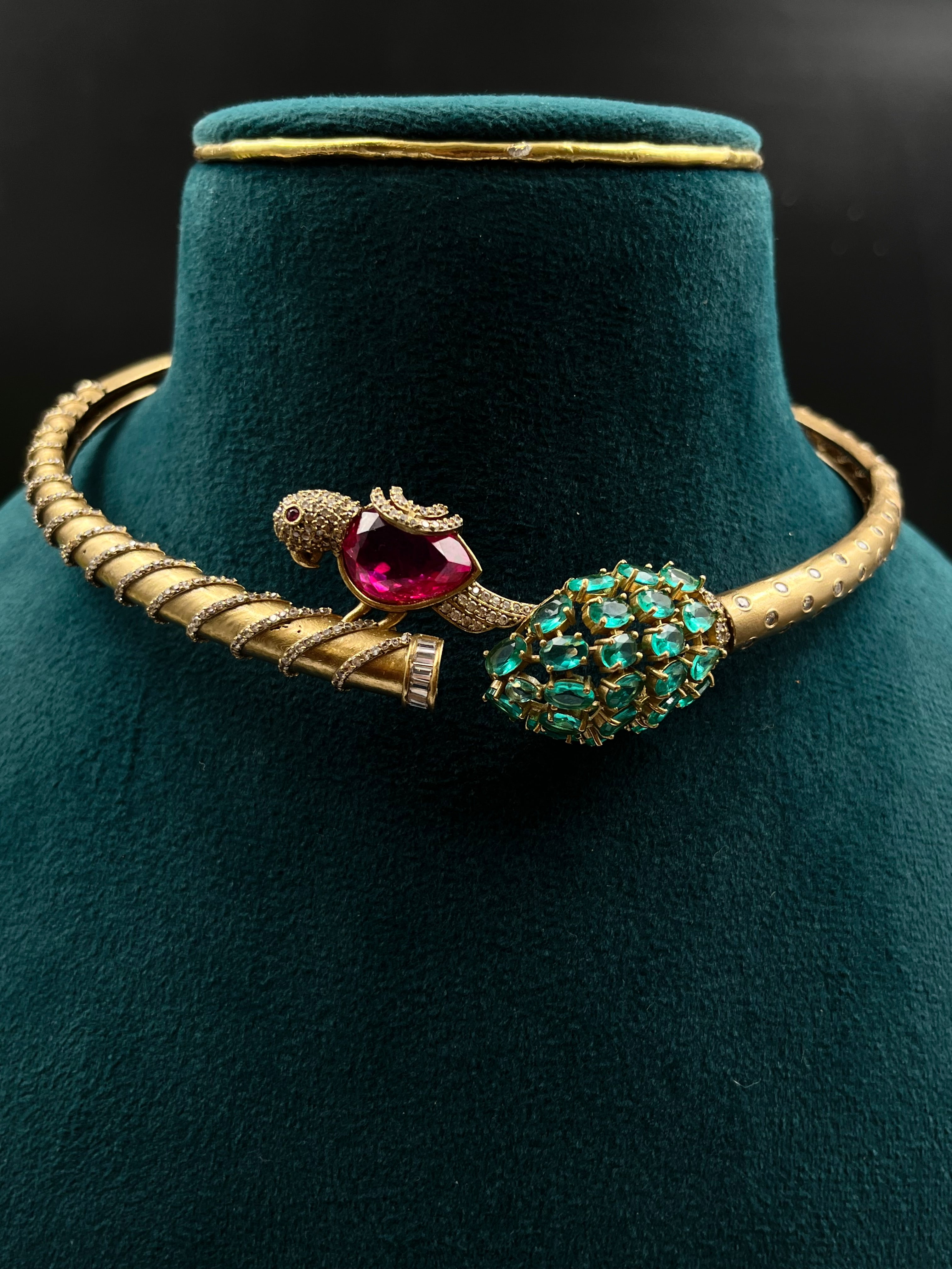 KASI NECKLACE
