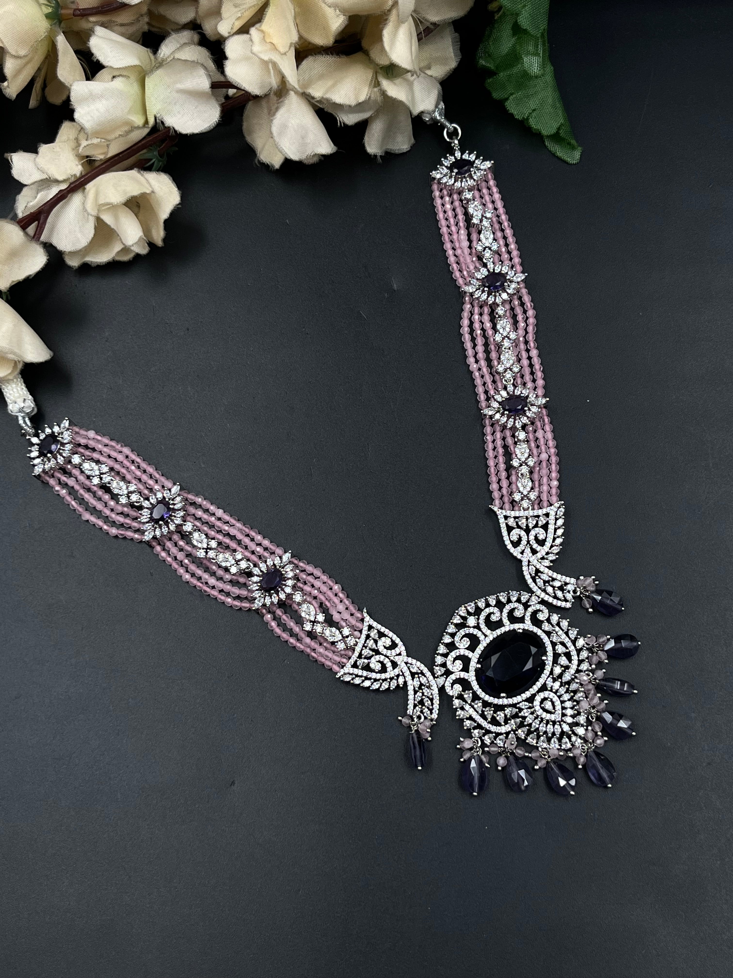 RUHOI NECKLACE