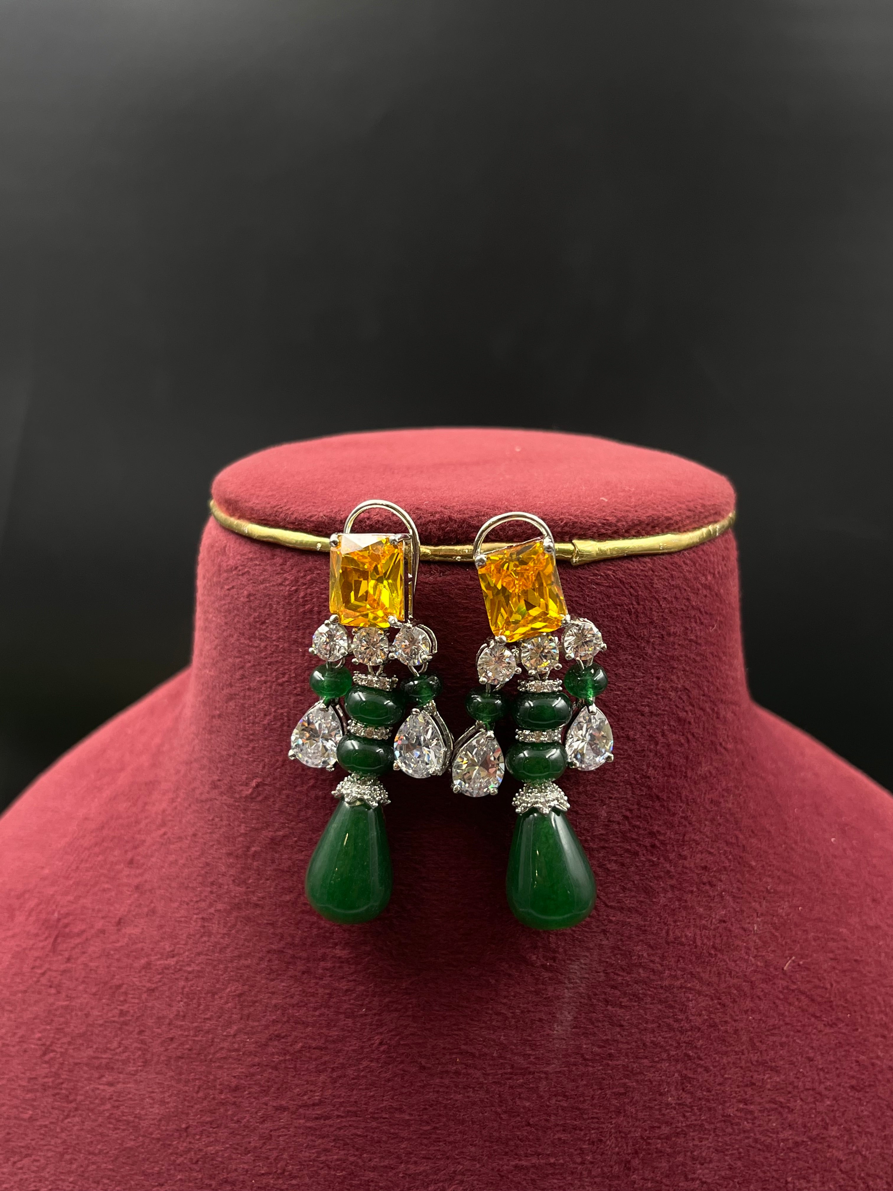 MAYA NECKLACE
