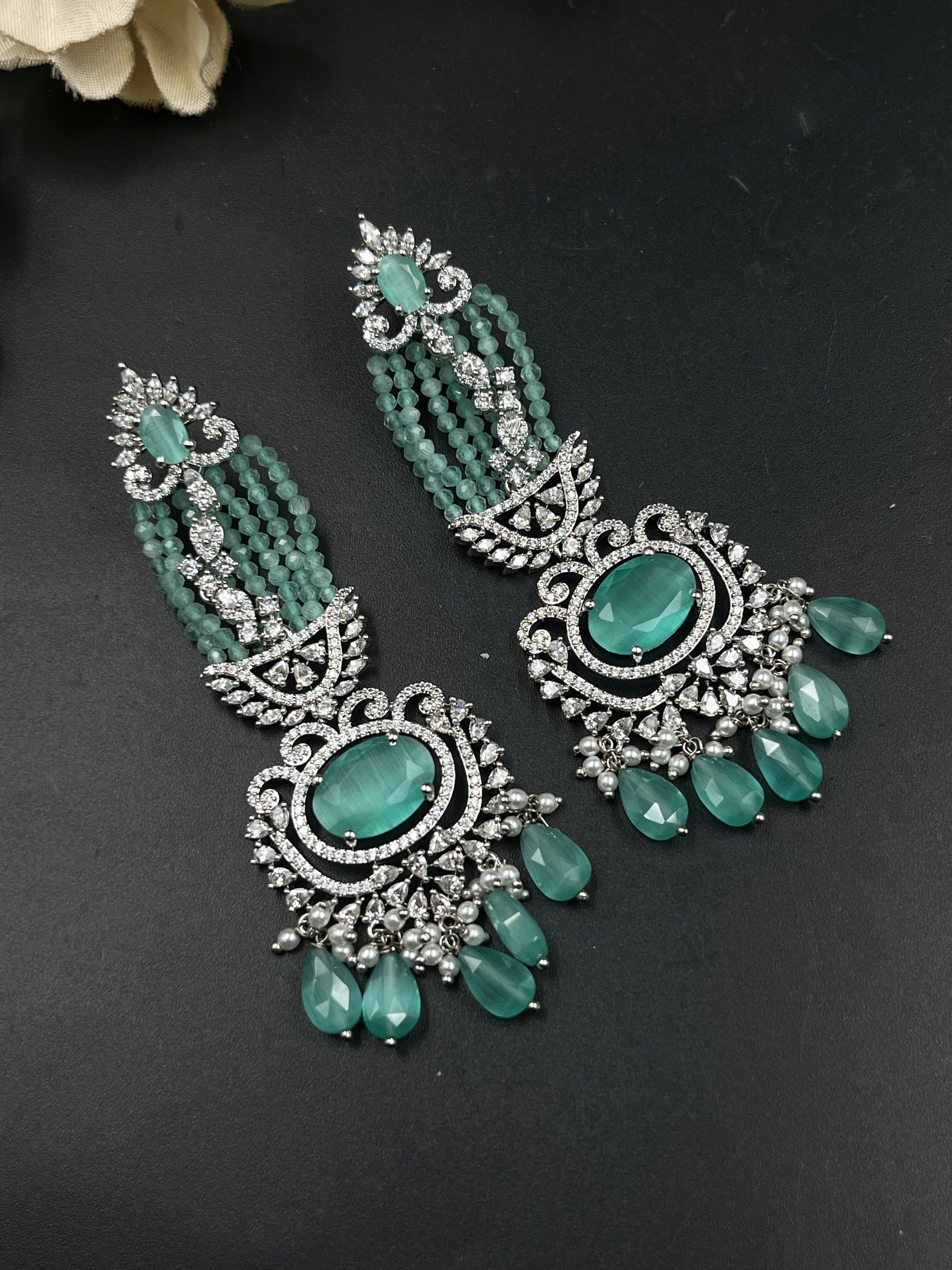 RUHOI NECKLACE