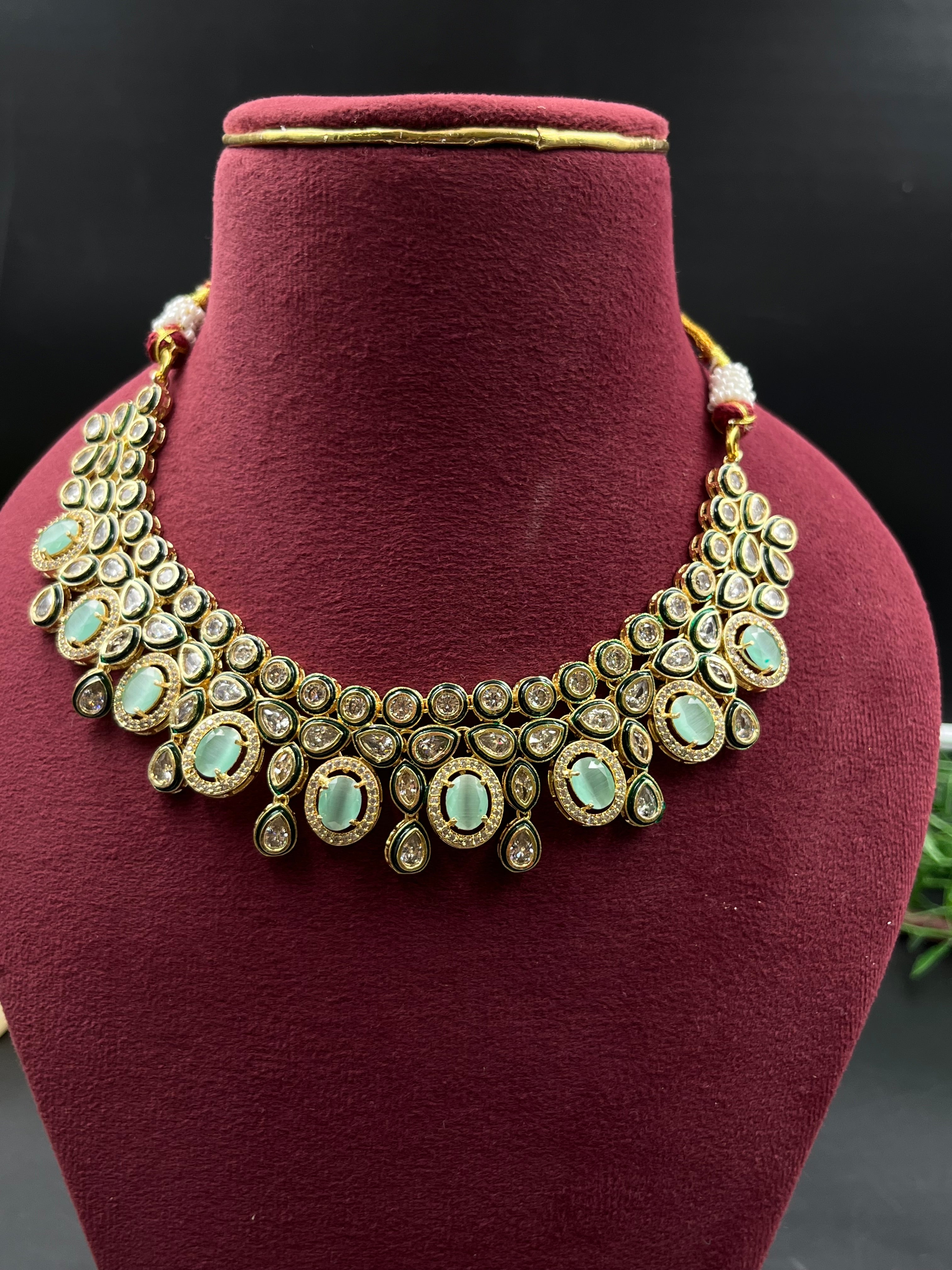 KOMAL NECKLACE