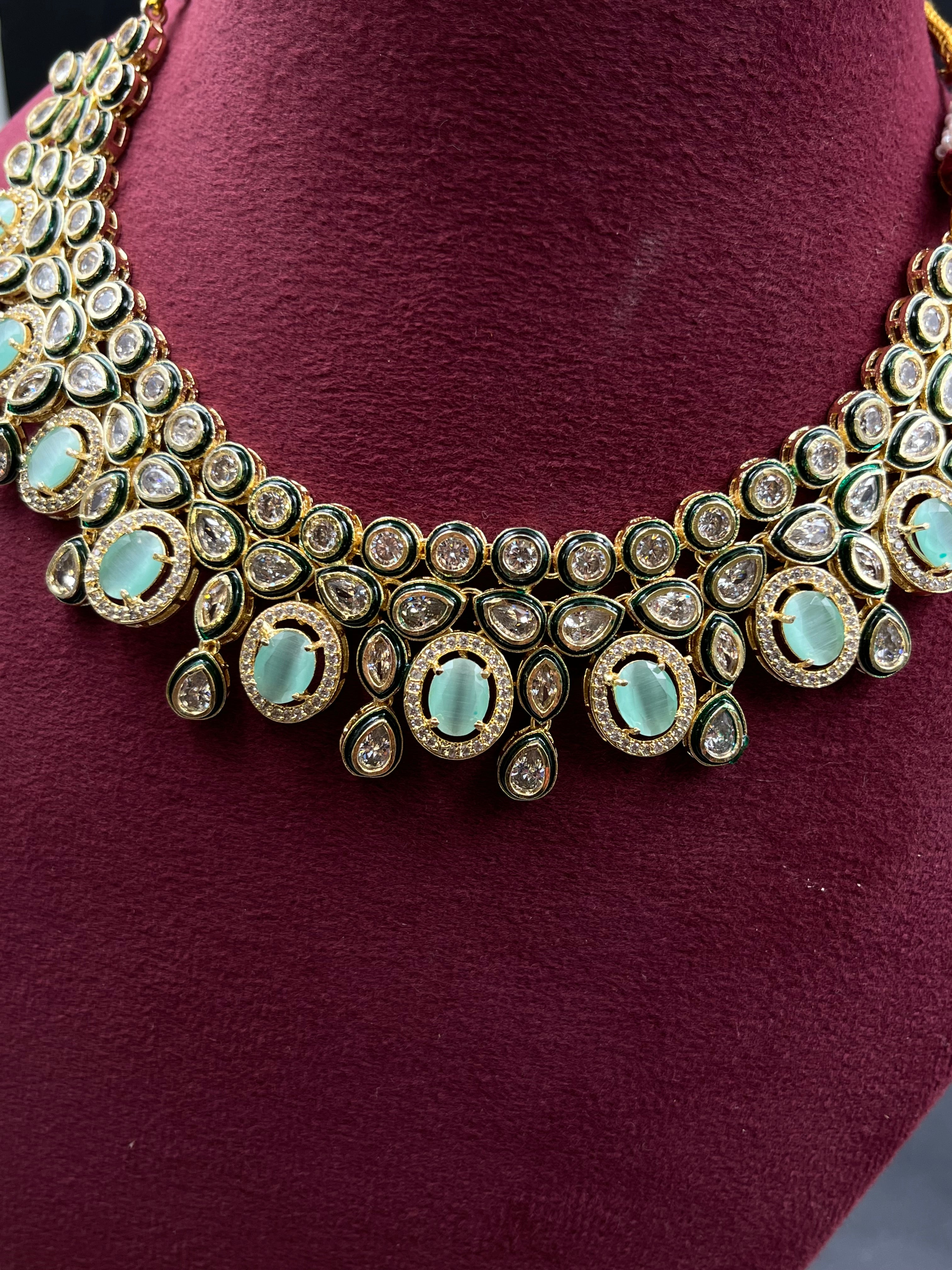 KOMAL NECKLACE