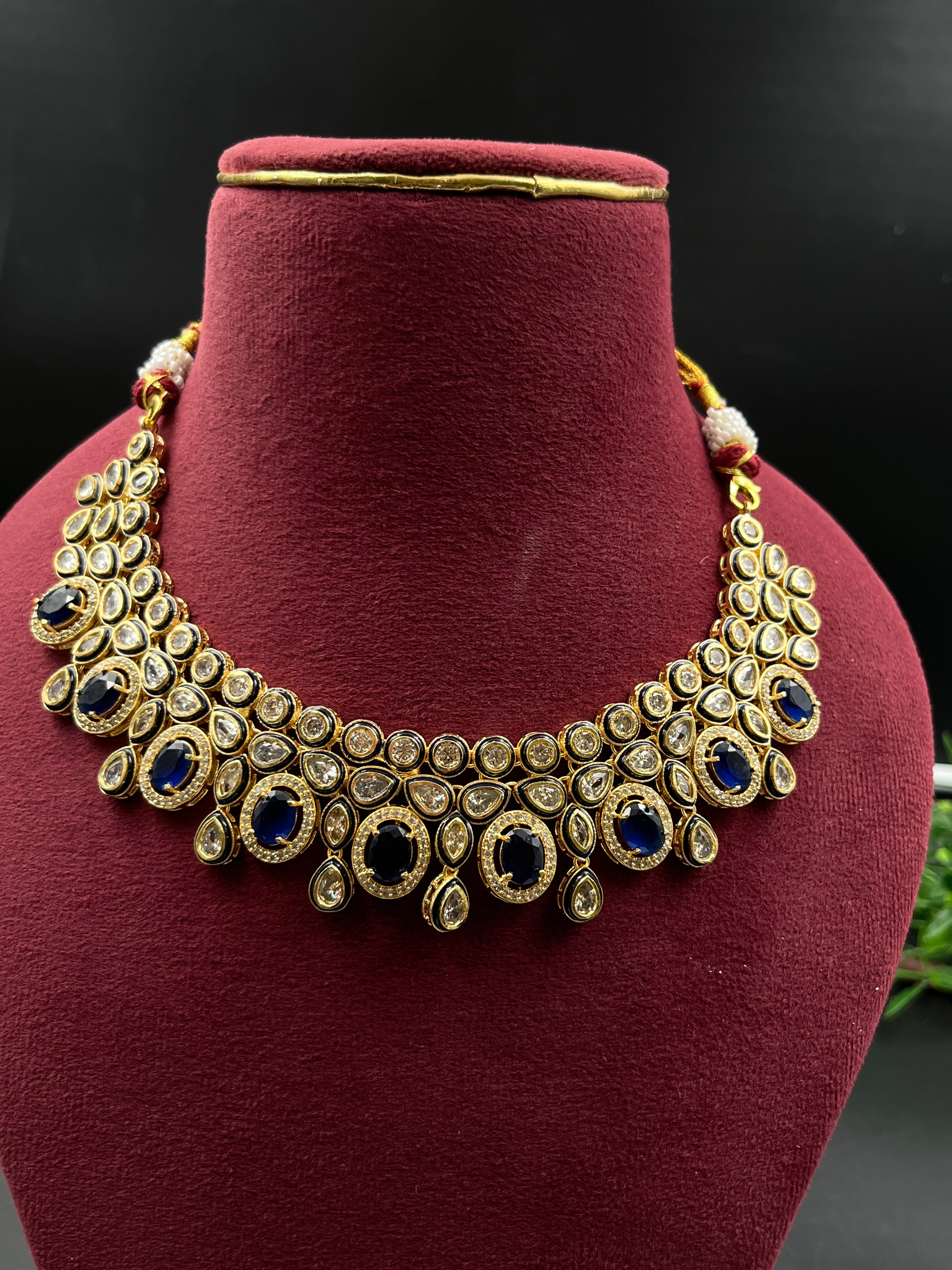 KOMAL NECKLACE