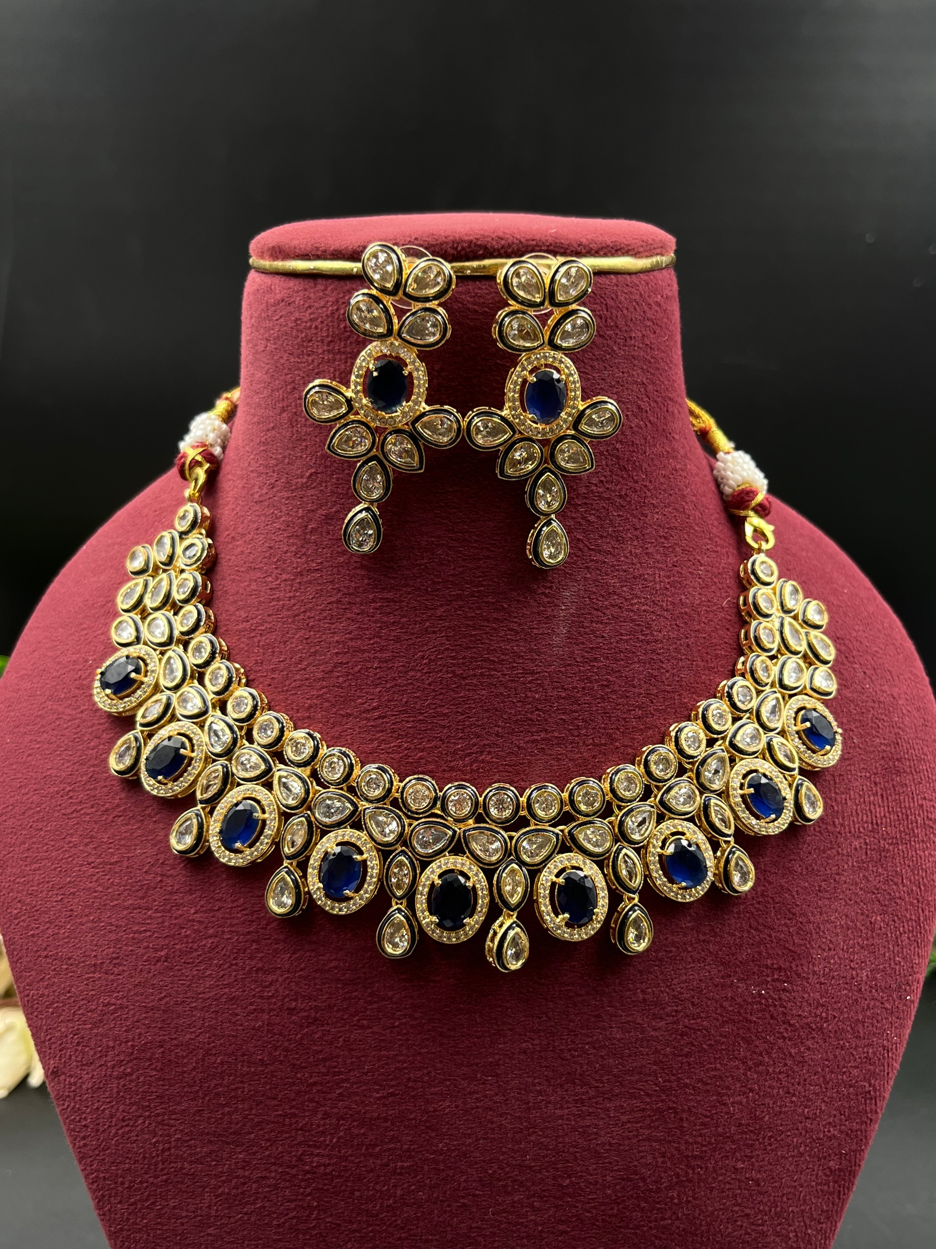 KOMAL NECKLACE