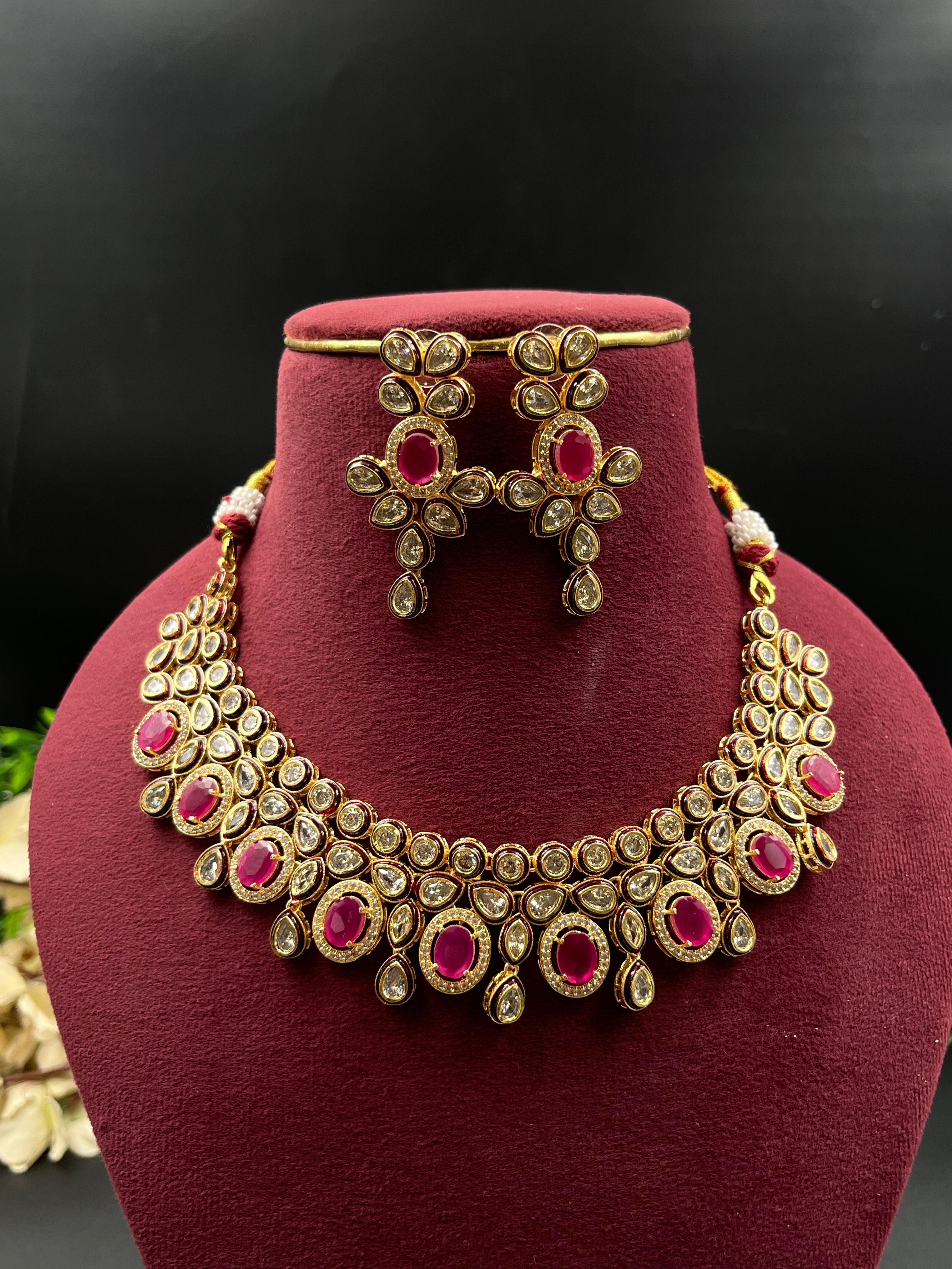 KOMAL NECKLACE